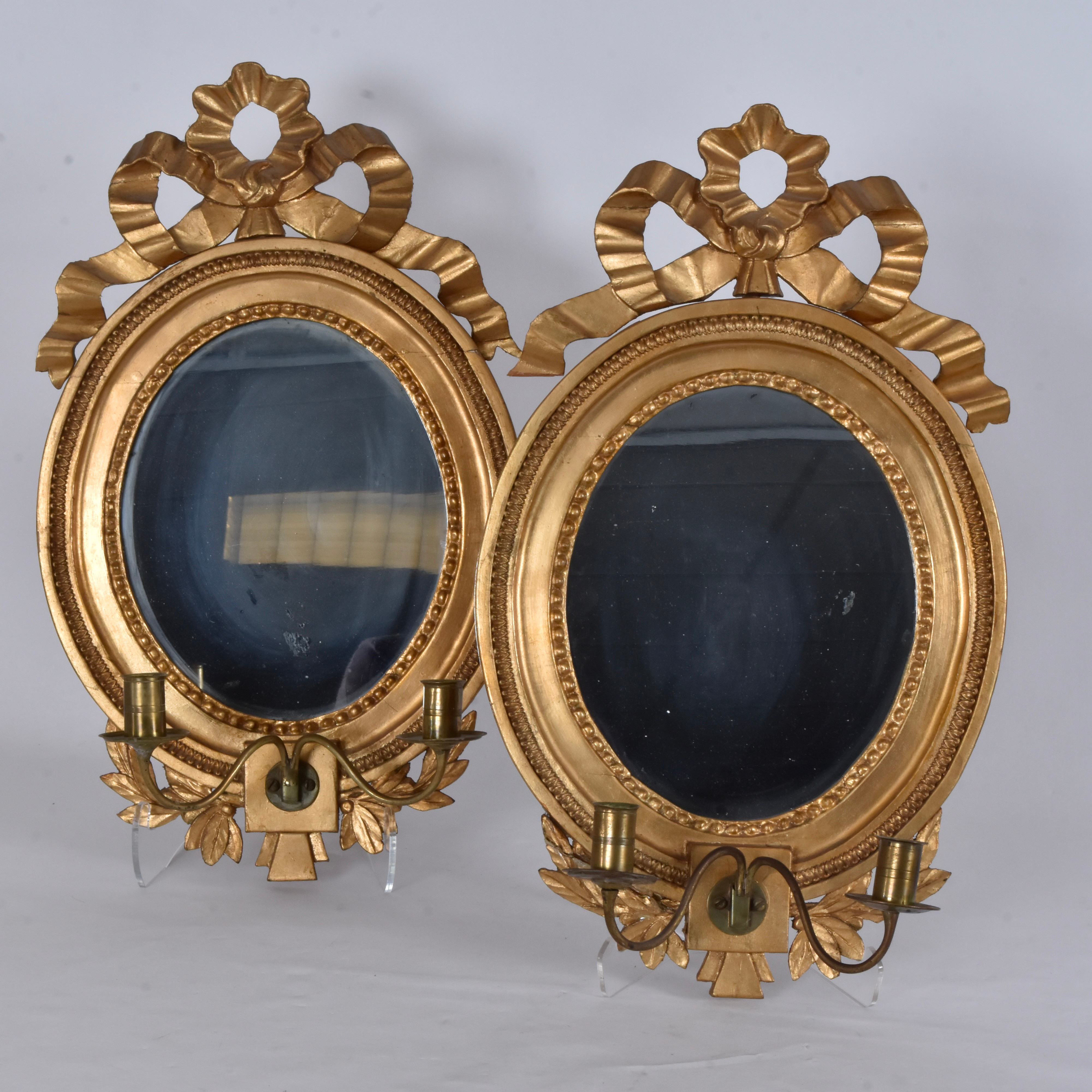 SPEGELLAMPETTER, 1-par, förgyllt trä, Gustaviansk stil, 18/1900-tal.