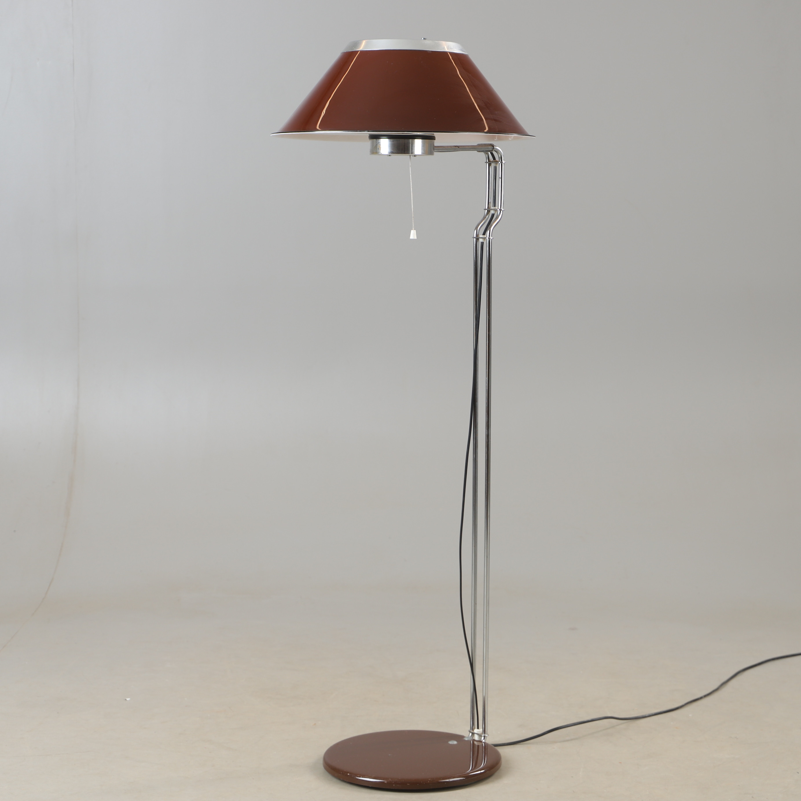 PER SUNDSTEDT. GOLVLAMPA, " Mars" Atelje Lyktan.