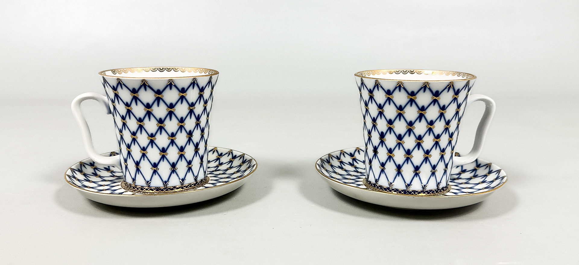 TEKOPPAR & FAT, 4 delar porslin, Lomonosov, Ryssland.