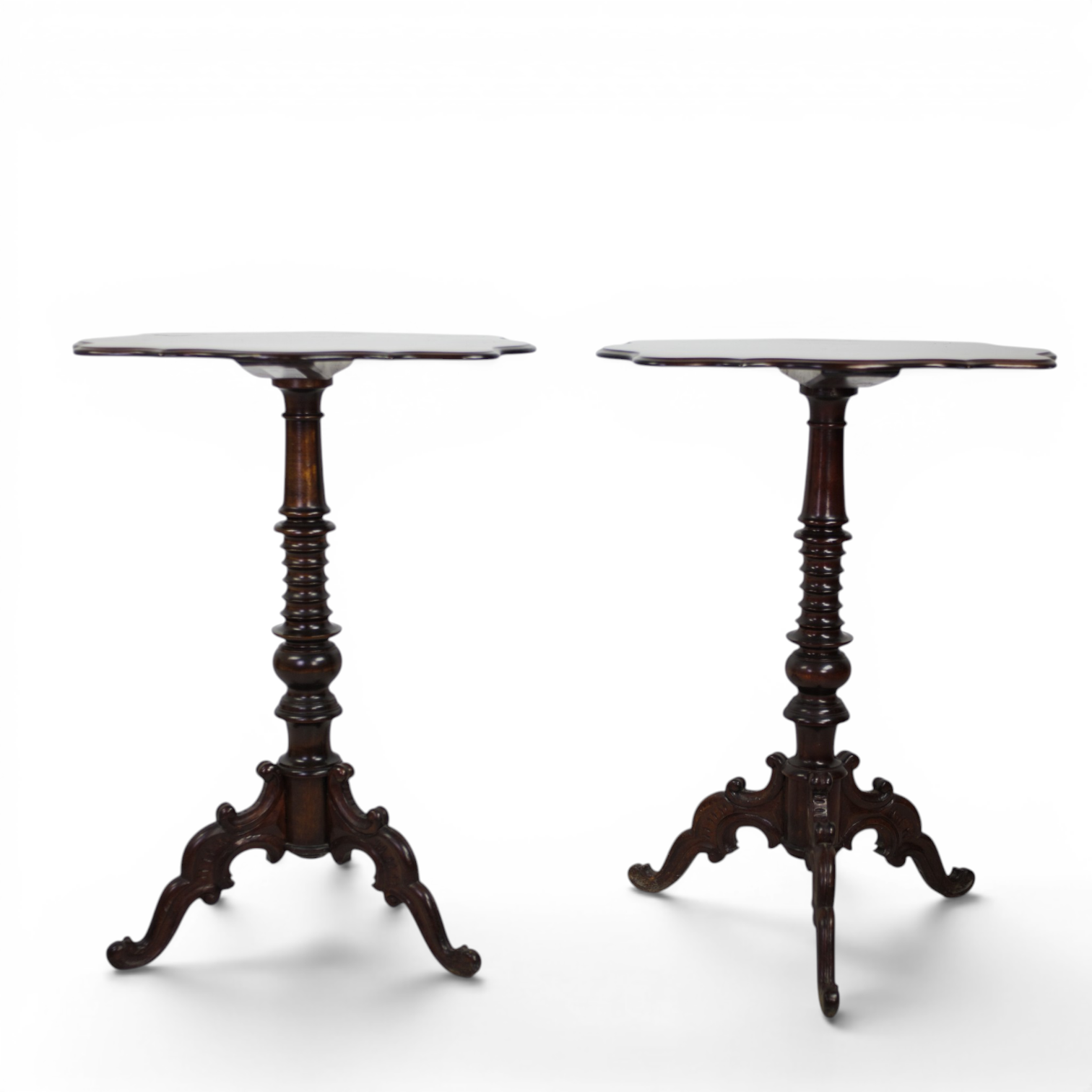 SIDOBORD, ett par, mahognyfanér, 1900-tal.