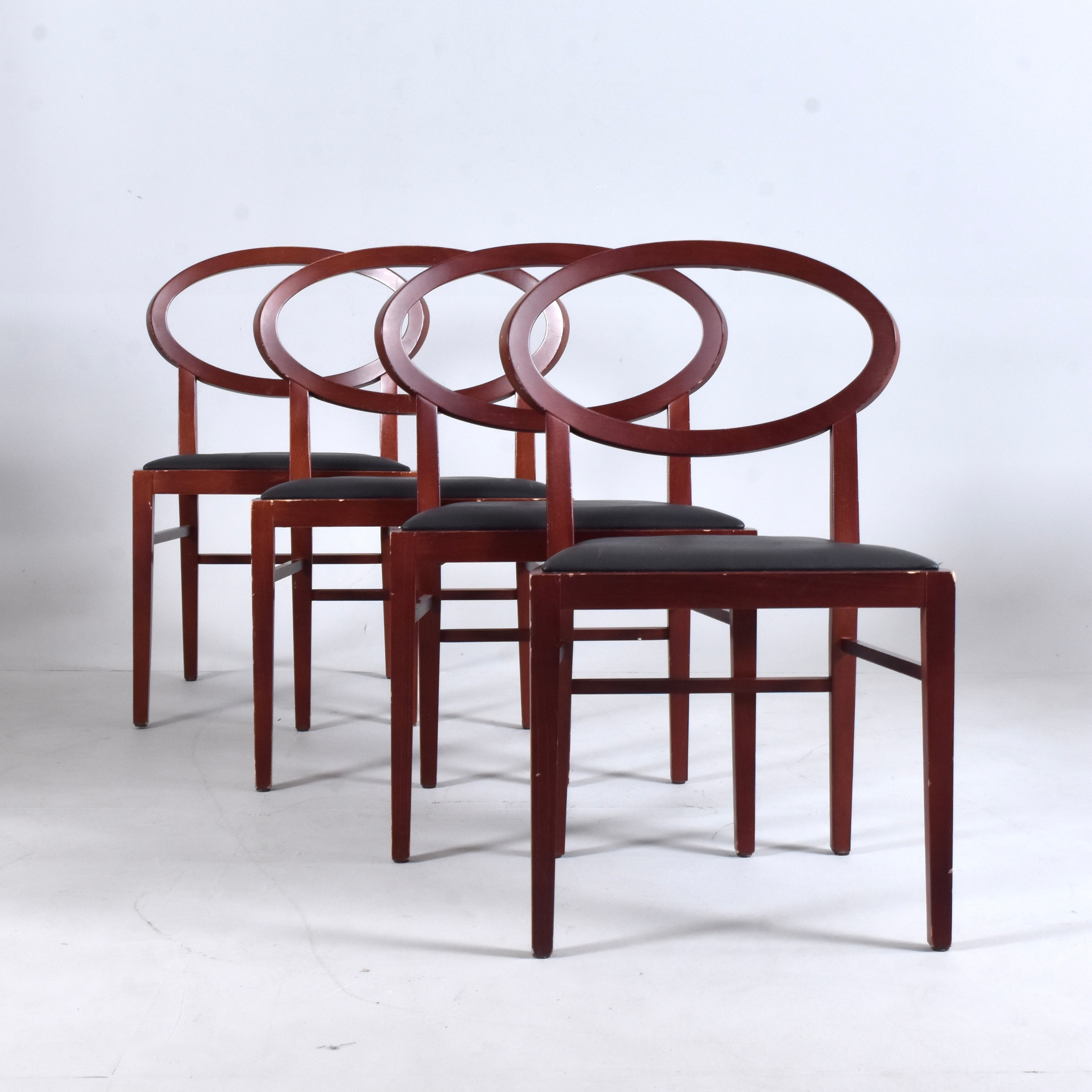 STOLAR, 4 st, mahogny, Zarina, samtida.