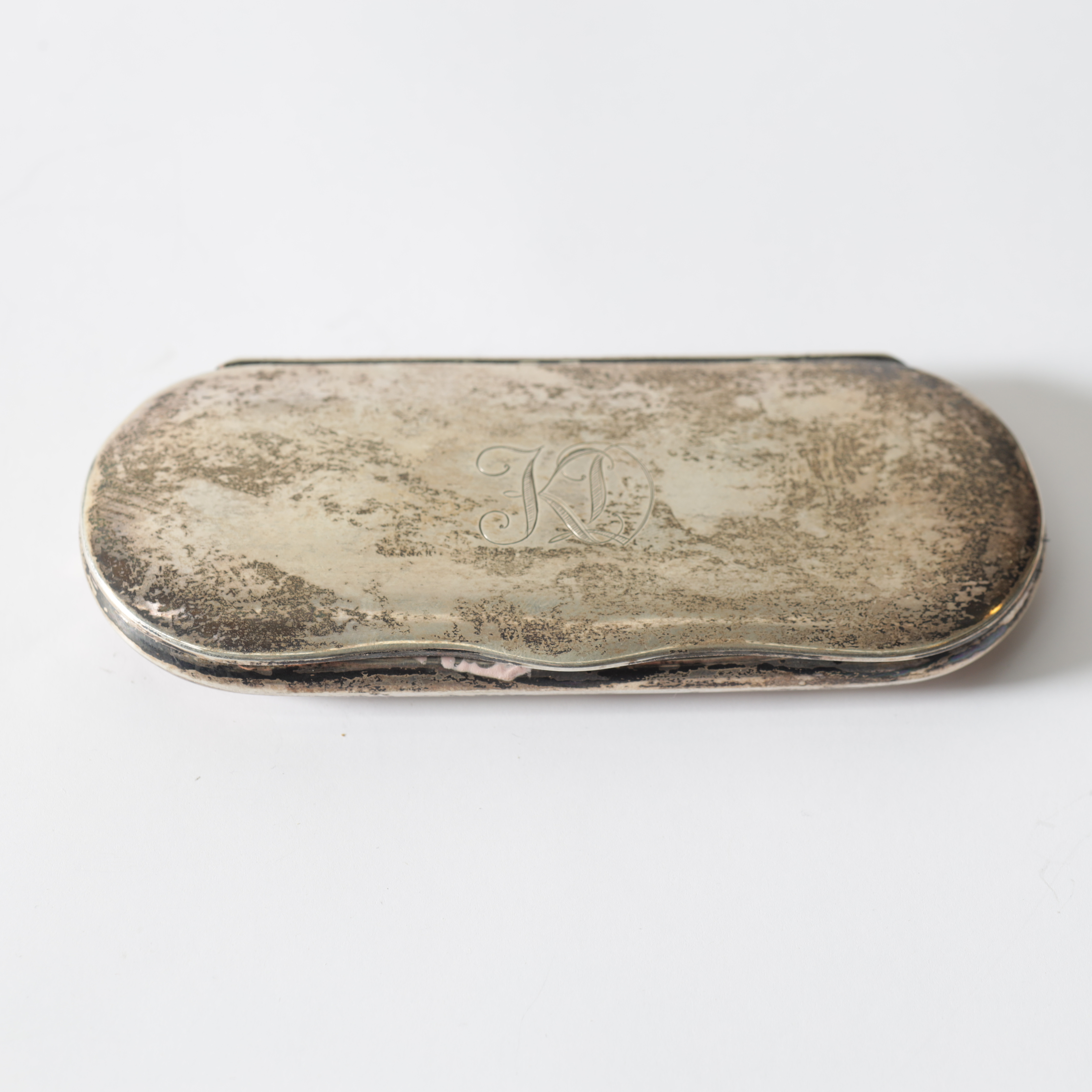 GLASÖGONFODRAL, silver, 1900-tal. Totalvikt ca 71,5 gram inklusive innerfoder.