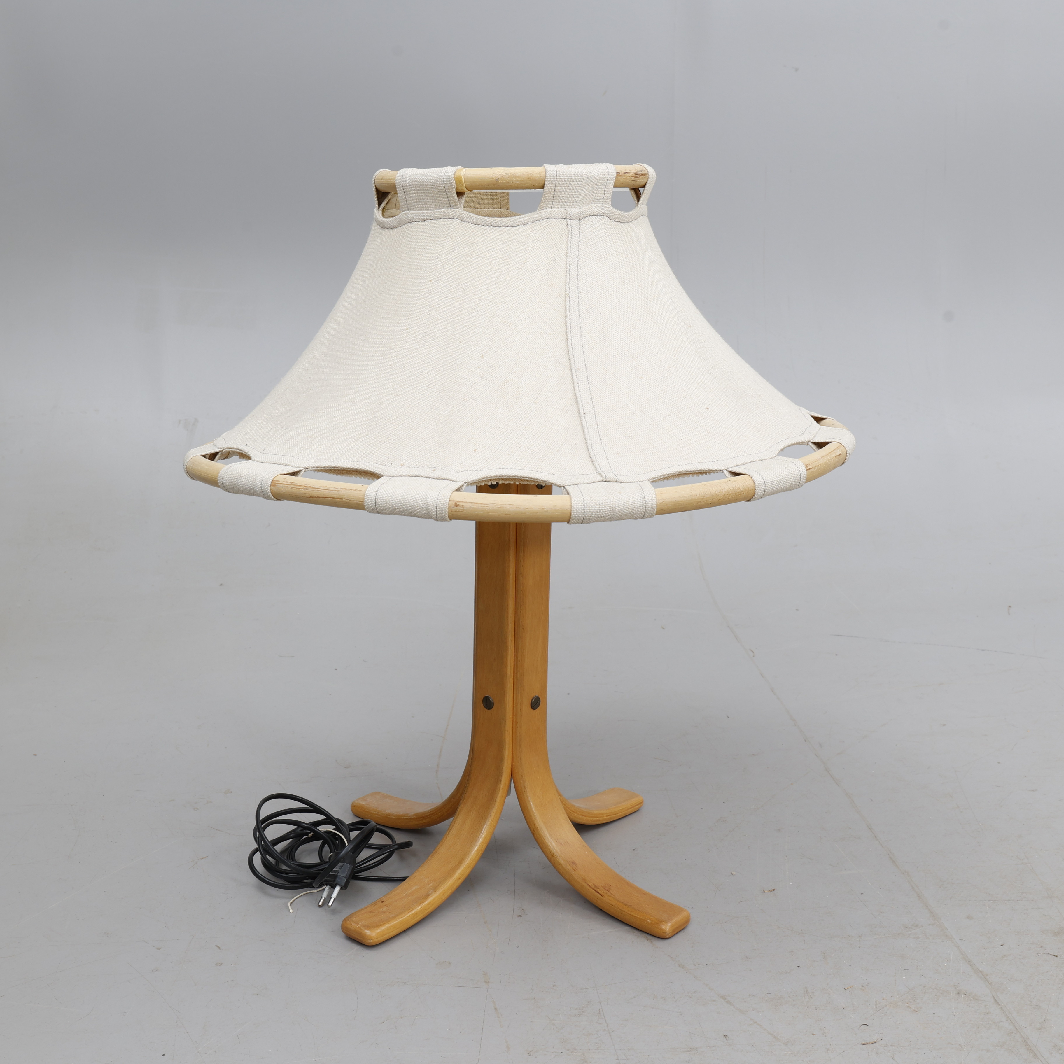 BORDSLAMPA, " Anna ", atelje lyktan, canvas, 1900-talets andra hälft.