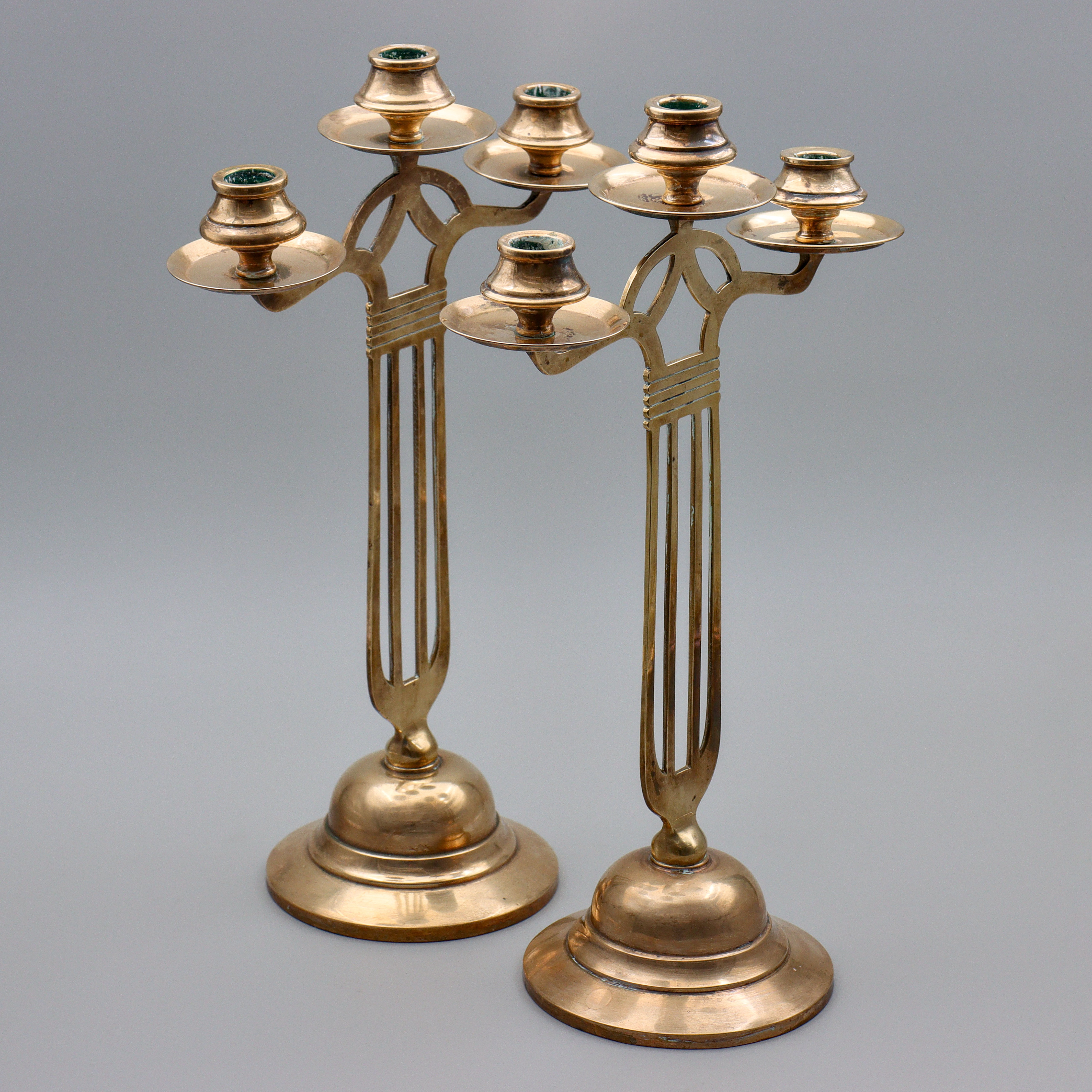 KANDELABRAR, PARET, JUGEND (41cm) MÄSSING, TIDIGT 1900-TAL.