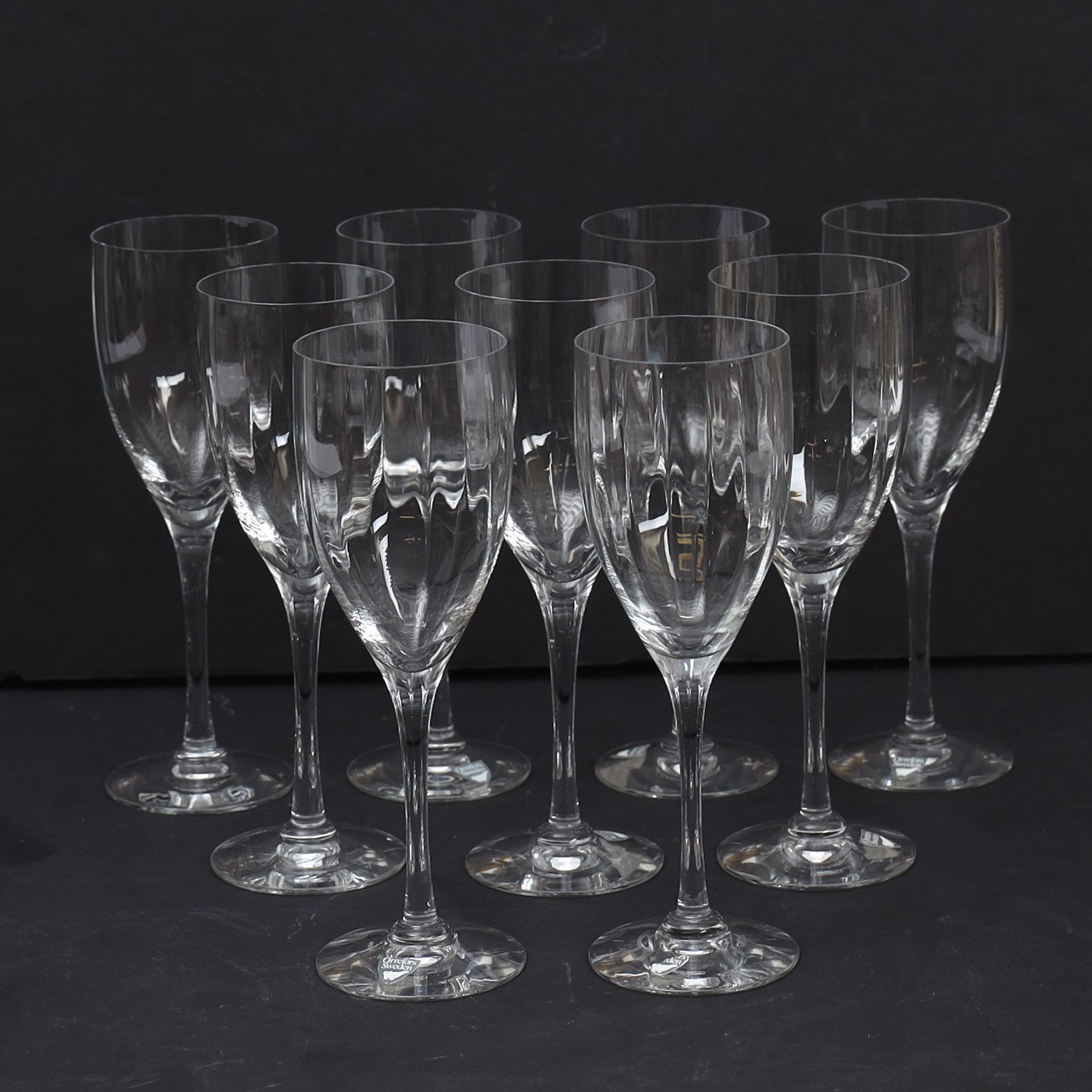 GUNNAR CYRÉN. Vitvinsglas 9st, "Optica" Orrefors.