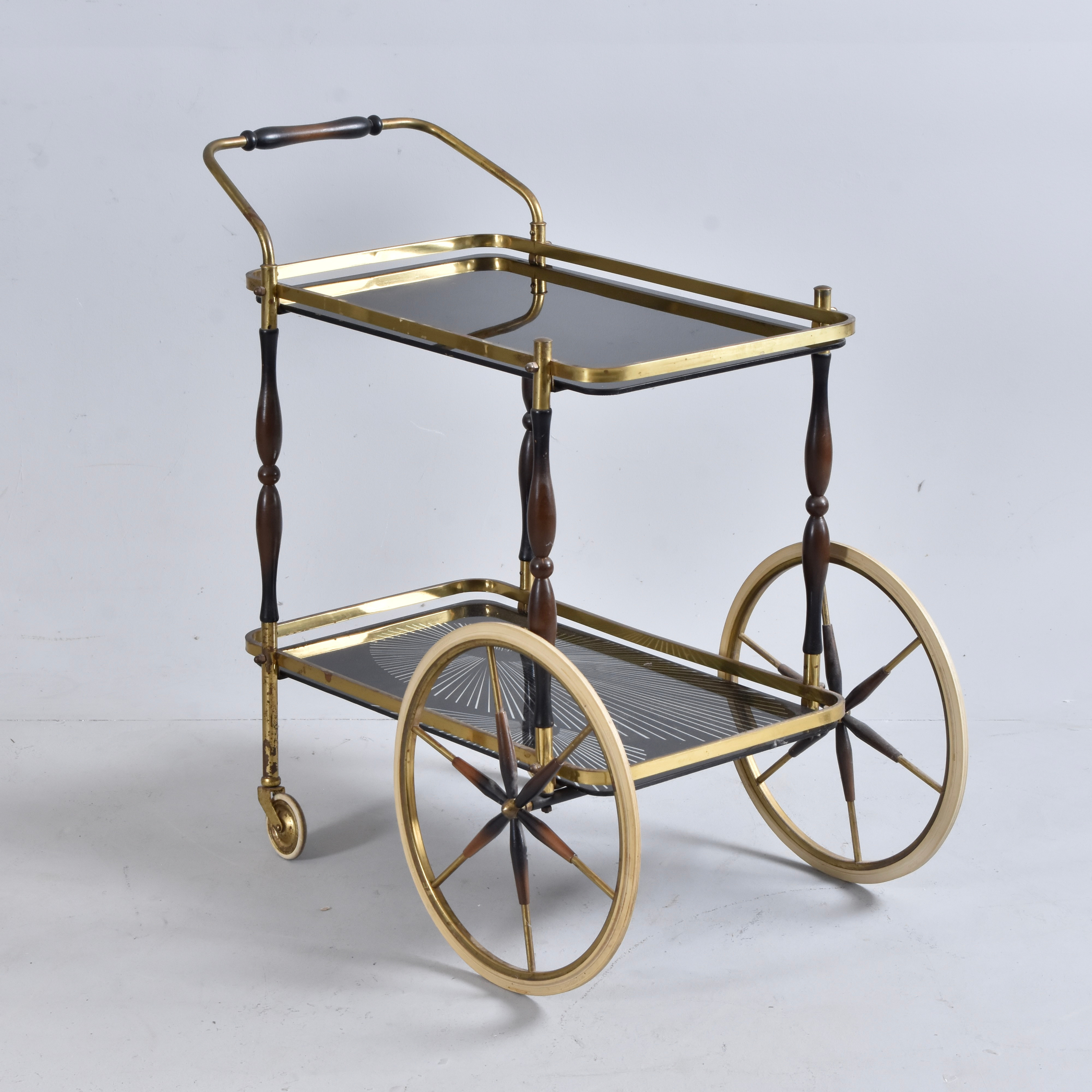 SERVERINGSVAGN, mässing/glas, 1900-tal.