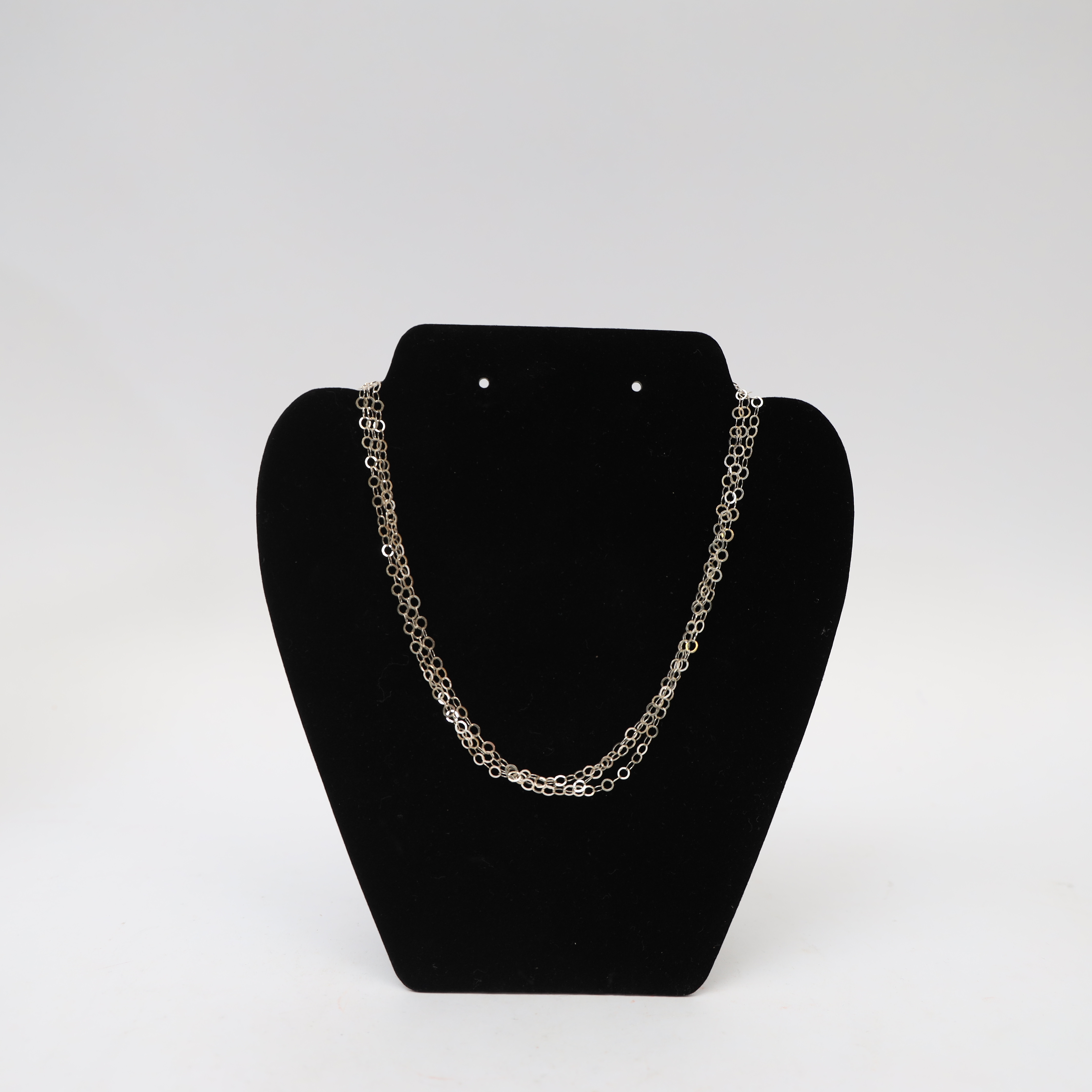 HALSBAND, sterlingsilver, 3-radigt med runda länkar, stämplat.