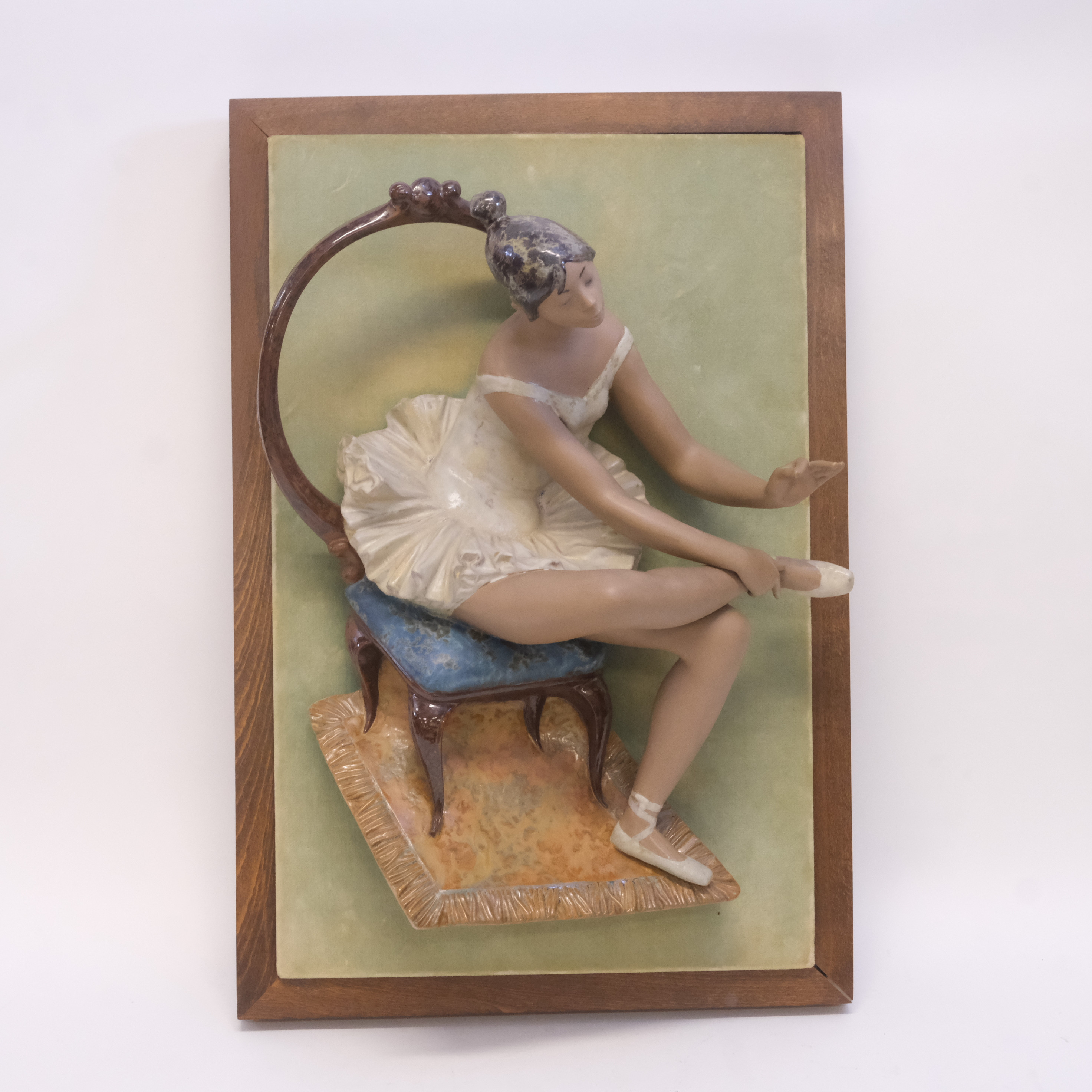 FULGENICO GARCIA, VÄGGSKULPTUR, FÖRESTÄLLANDE BALLERINA, LLADRO.