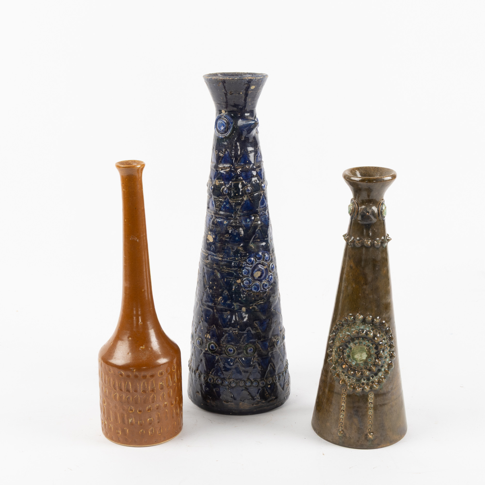 ULLA VIOTTI (1933-2025). Vaser, 3 stycken, glaserad keramik, 1960/70-tal.