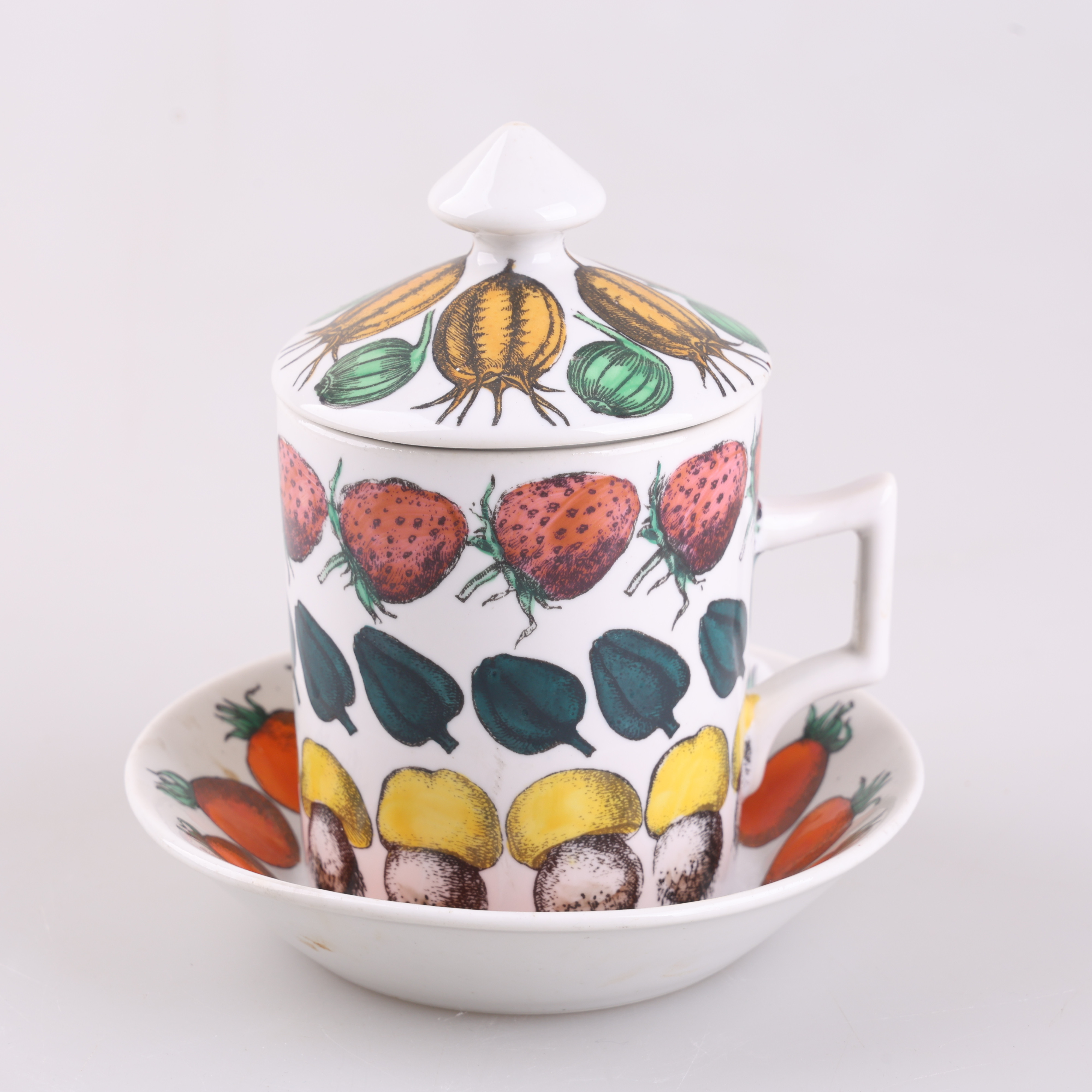 PIERO FORNASETTI. Kopp & fat, "Giostra di Frutta", Fornasetti, Italien, 1960-tal.
