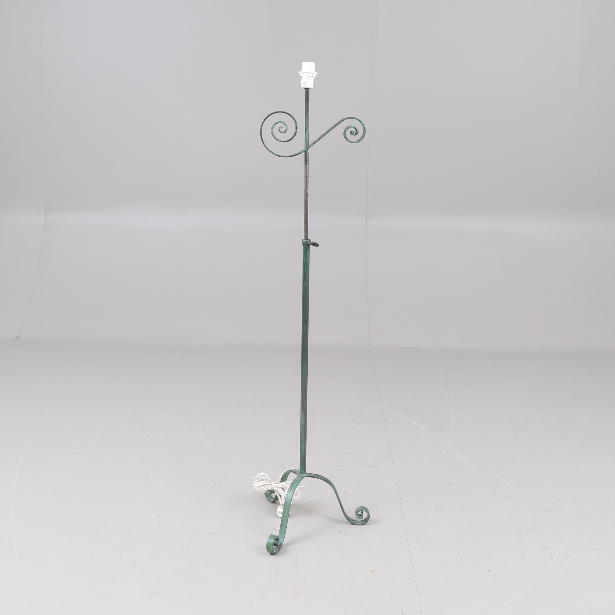 GOLVLAMPA, smide, Swedish Grace, 1900-tal.