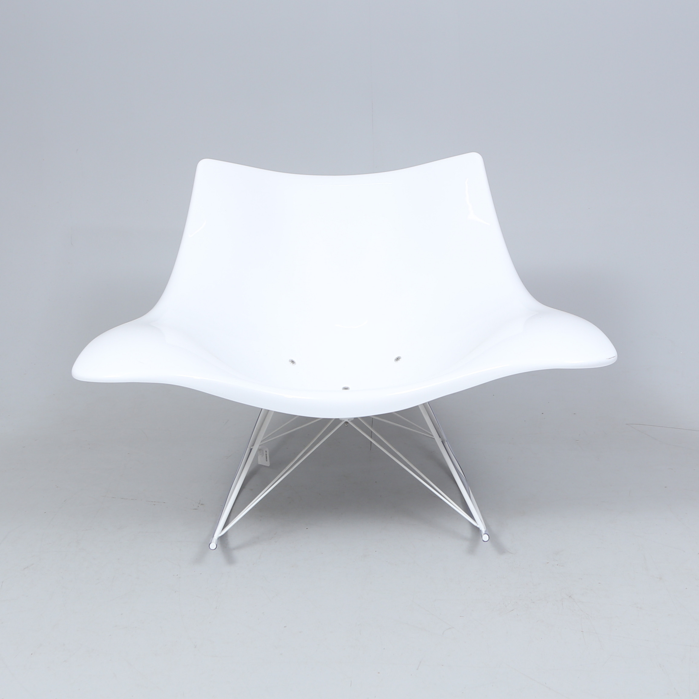 THOMAS PEDERSEN. Gungstol, ”Stingray”, gjuten plast. Fredericia Möbler, Danmark.