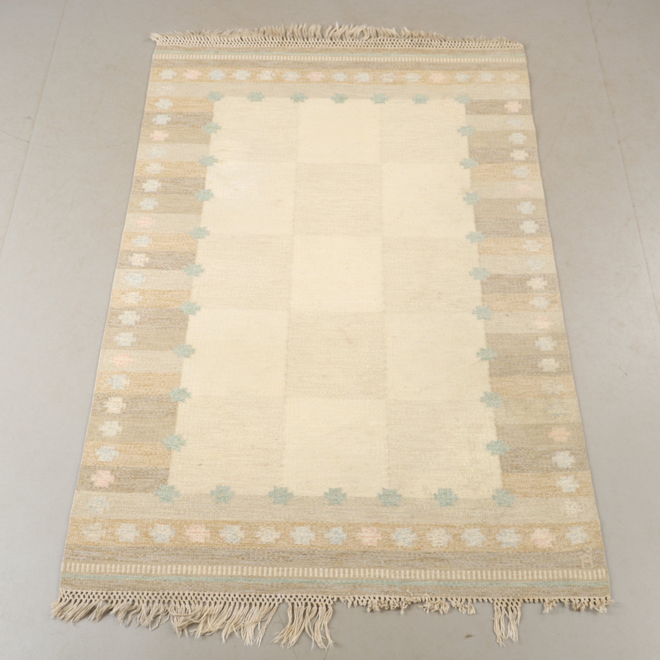 MATTA, rölakan, 203 x 134 cm.