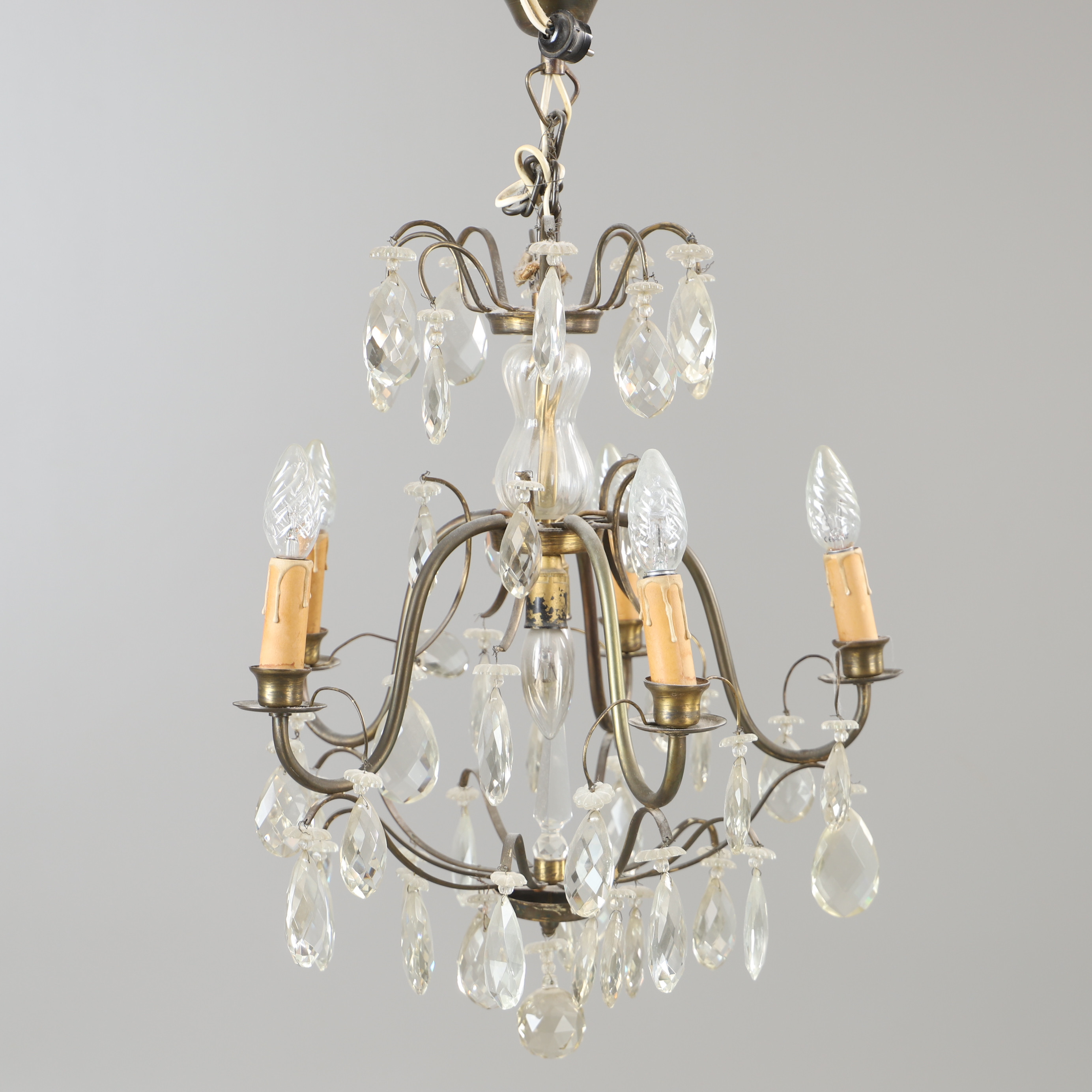 LJUSKRONA, 5-armad, mässing med prismor, barockstil.