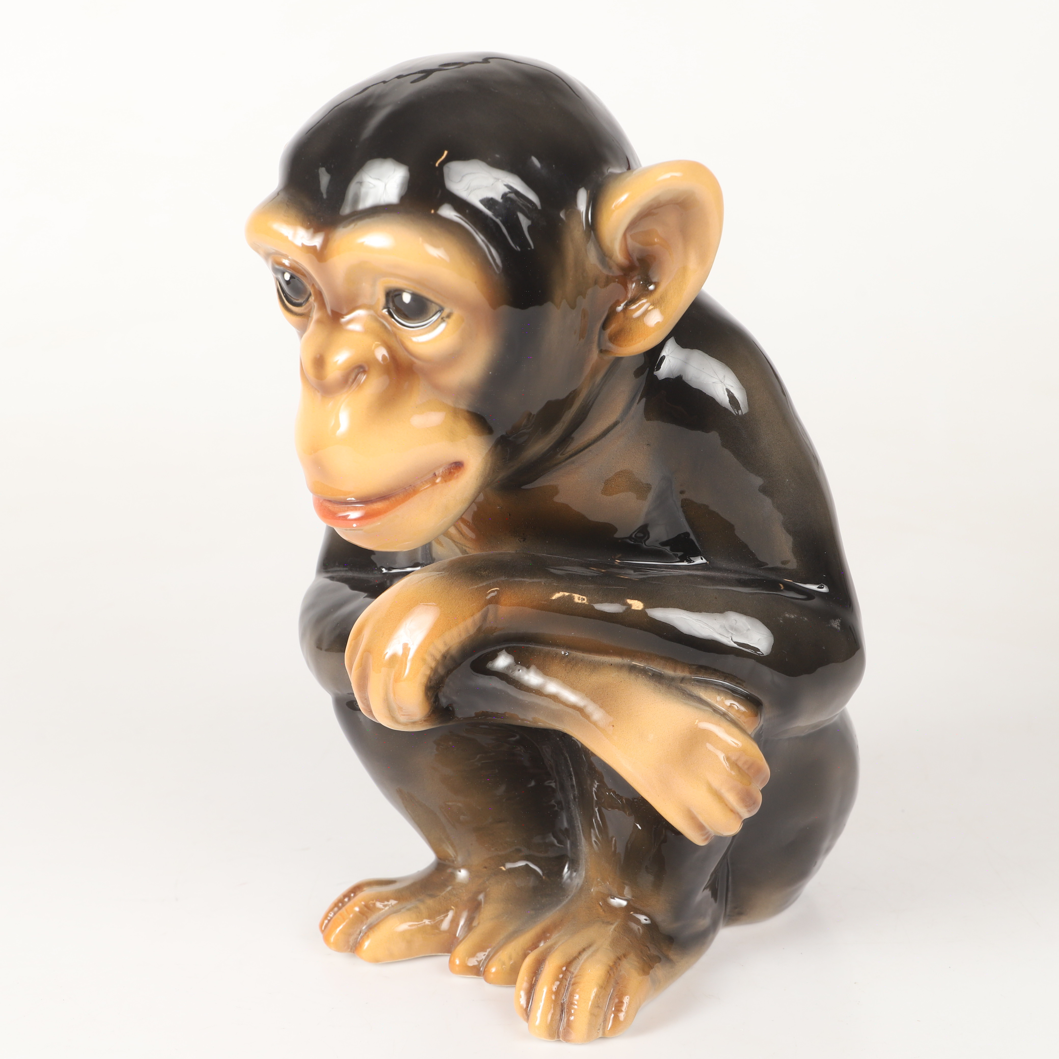 FIGURIN, glaserad porslin, troligtvis Italien, 1900-tal.
