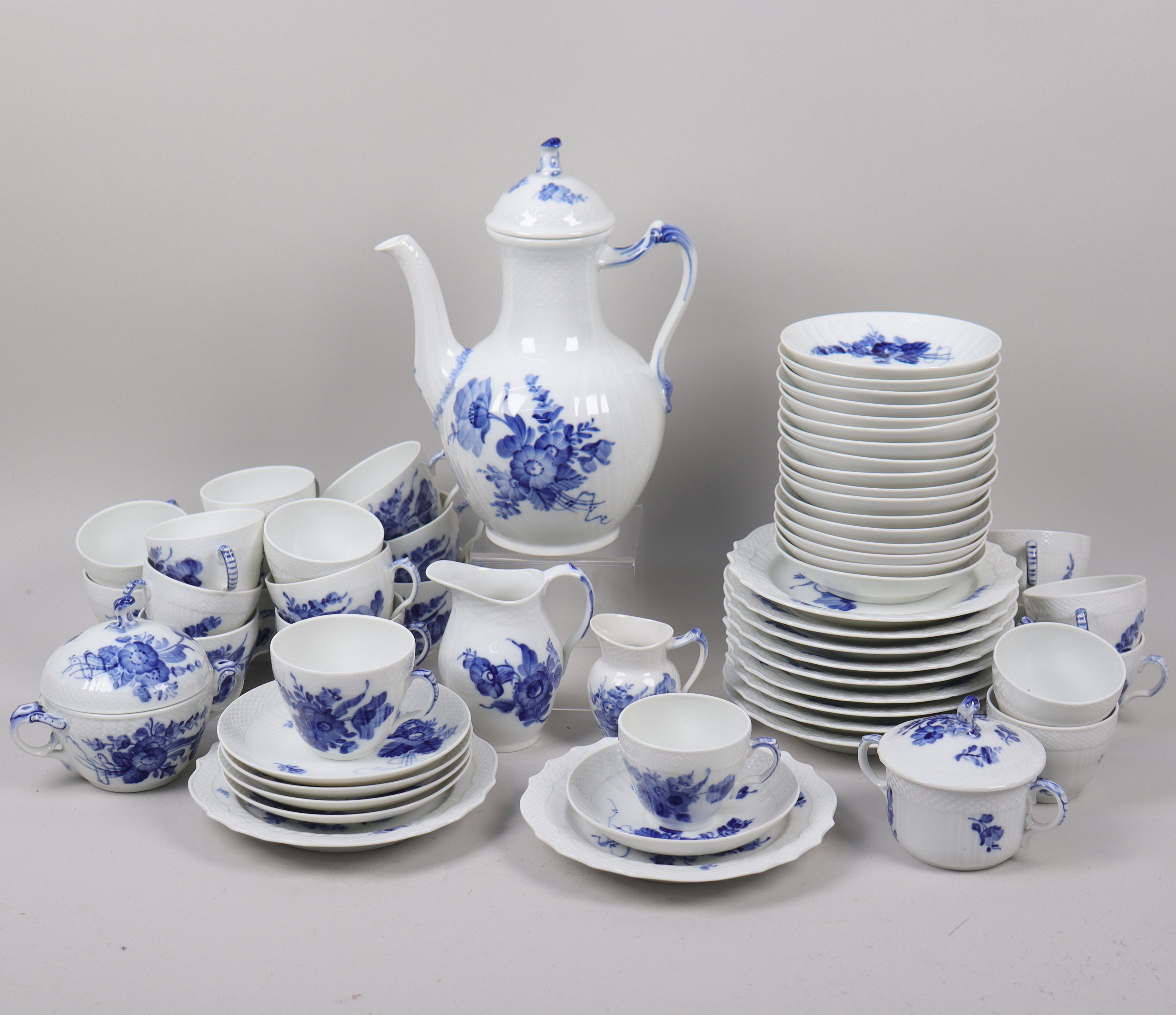 KAFFESERVIS, "Blå Blomster", Royal Copenhagen, 60 delar.