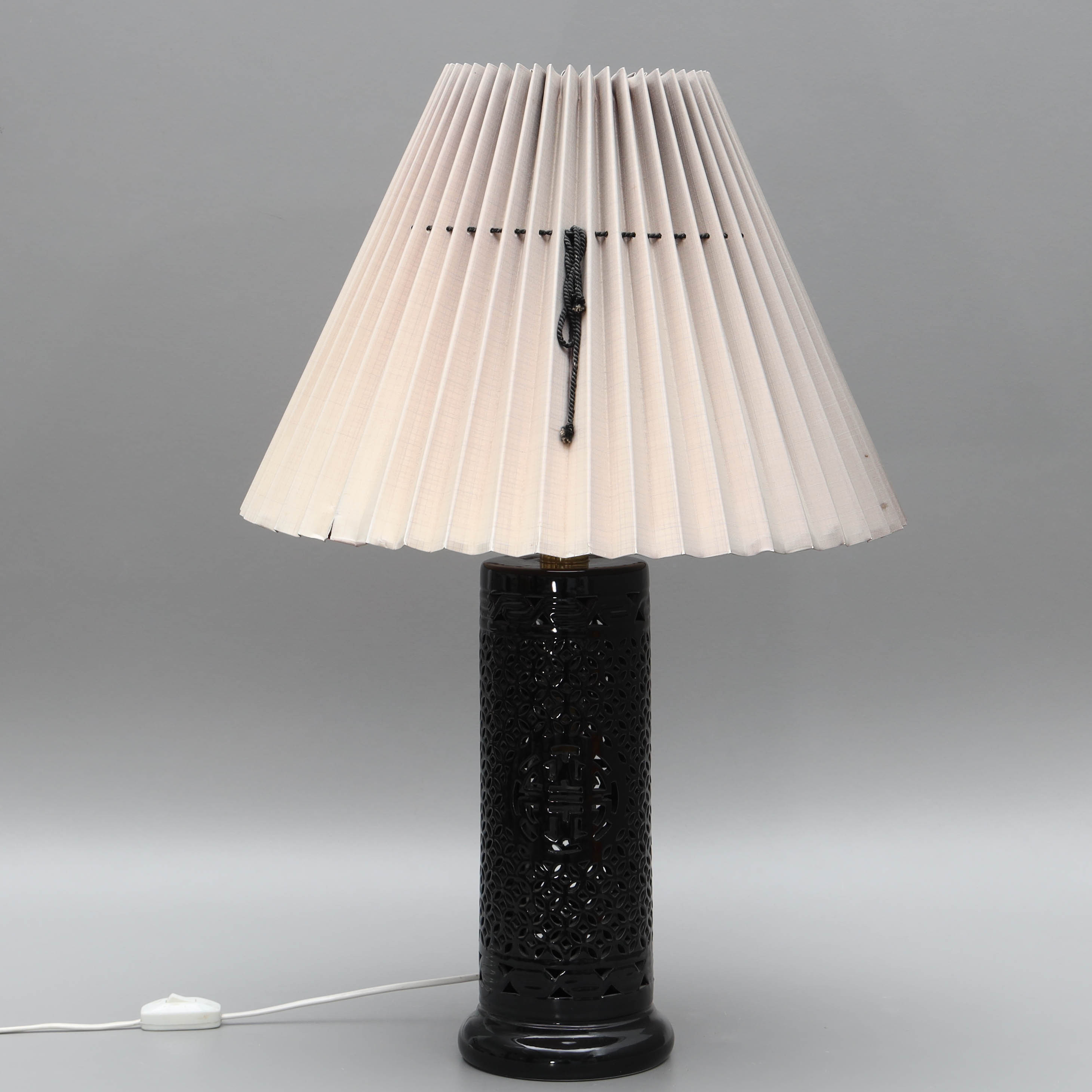 BORDSLAMPA, asiatisk stil, 2000-tal.