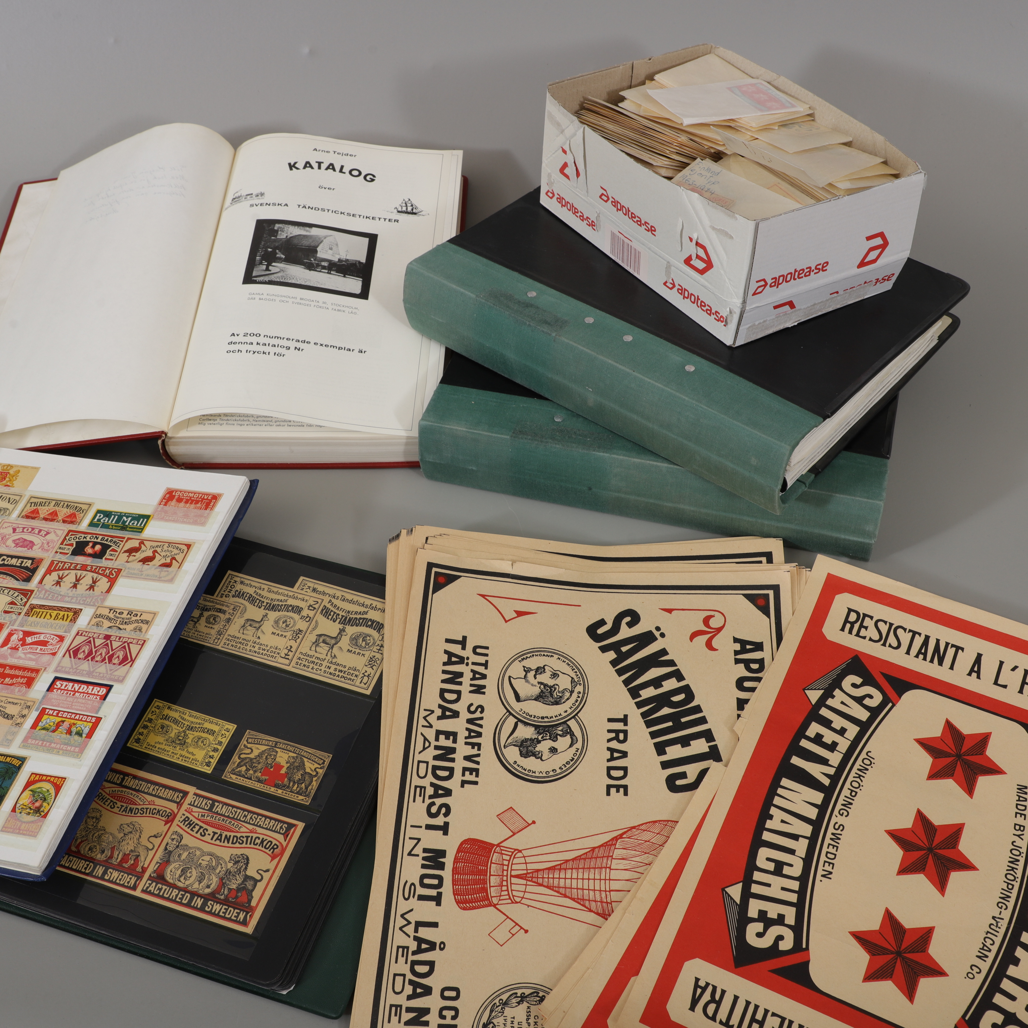TÄNDSTICKSETIKETTER, samling, 1900-talets första hälft.