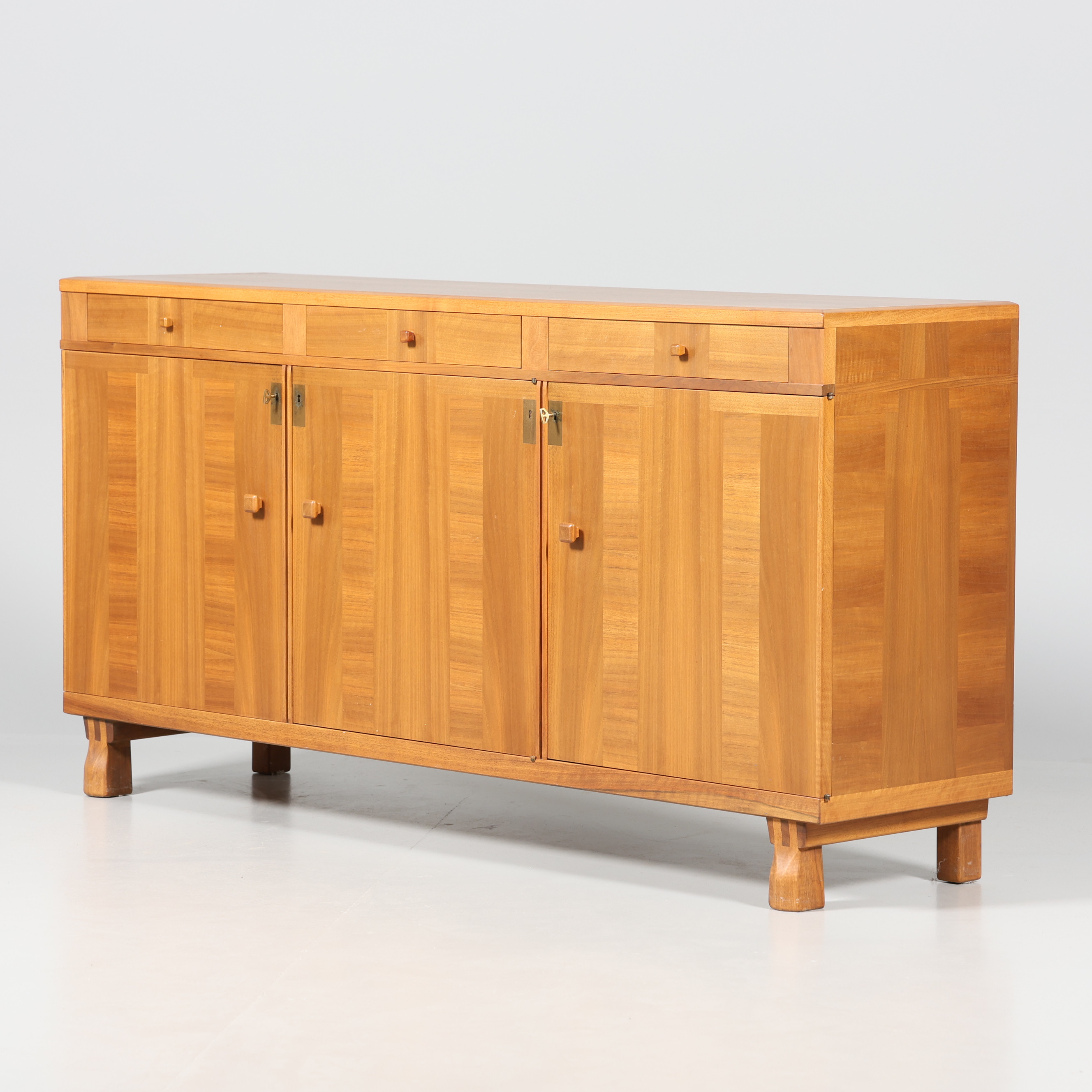 CARL MALMSTEN. SIDEBOARD, "Ambassadör", Åfors möbelfabrik.