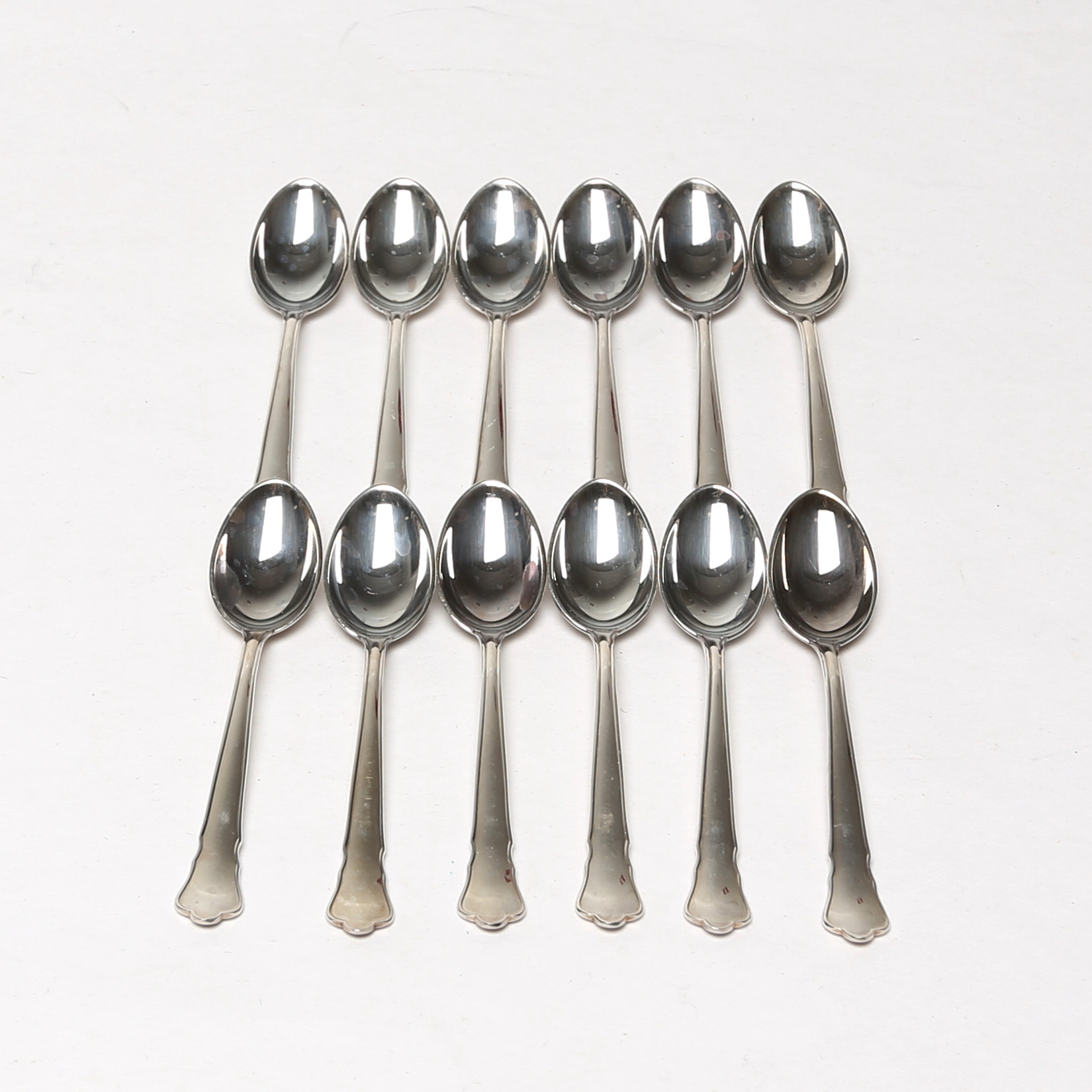 KAFFESKEDAR 12 st, nysilver, i etui.