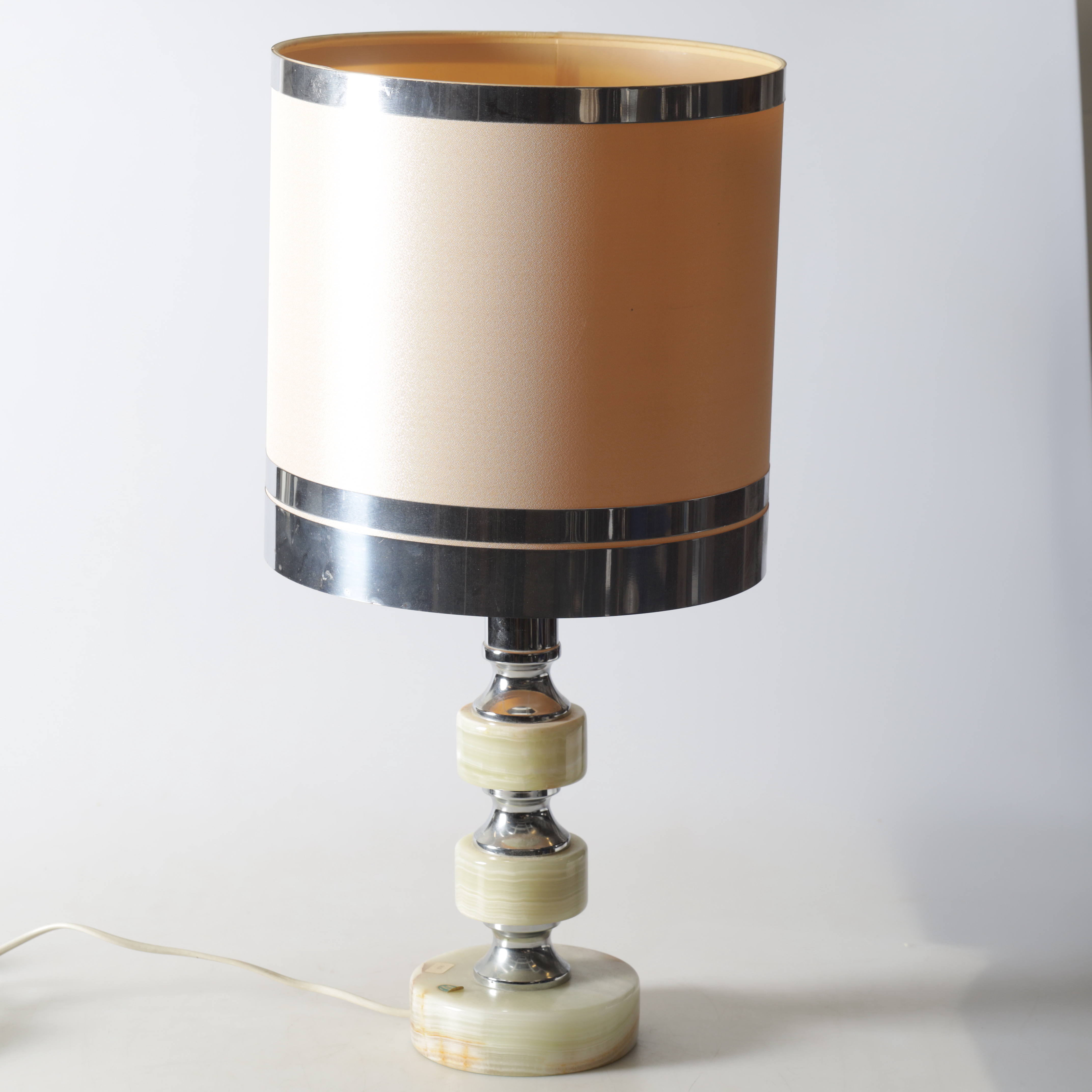 BORDSLAMPA, onyx samt metall, Italien, 1900-tal.