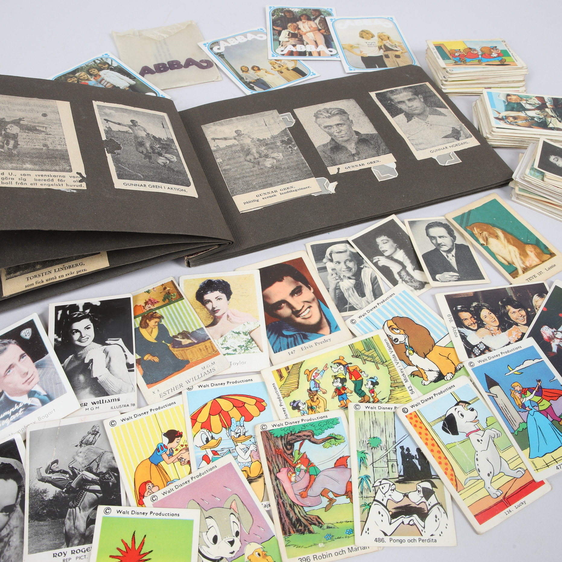 FILMISAR, Samlarbilder & Urklippsalbum, ca 125 st + album, bl.a. ABBA, Gunnar Gren, Signe Hasso, Elvis, 1900-tal.