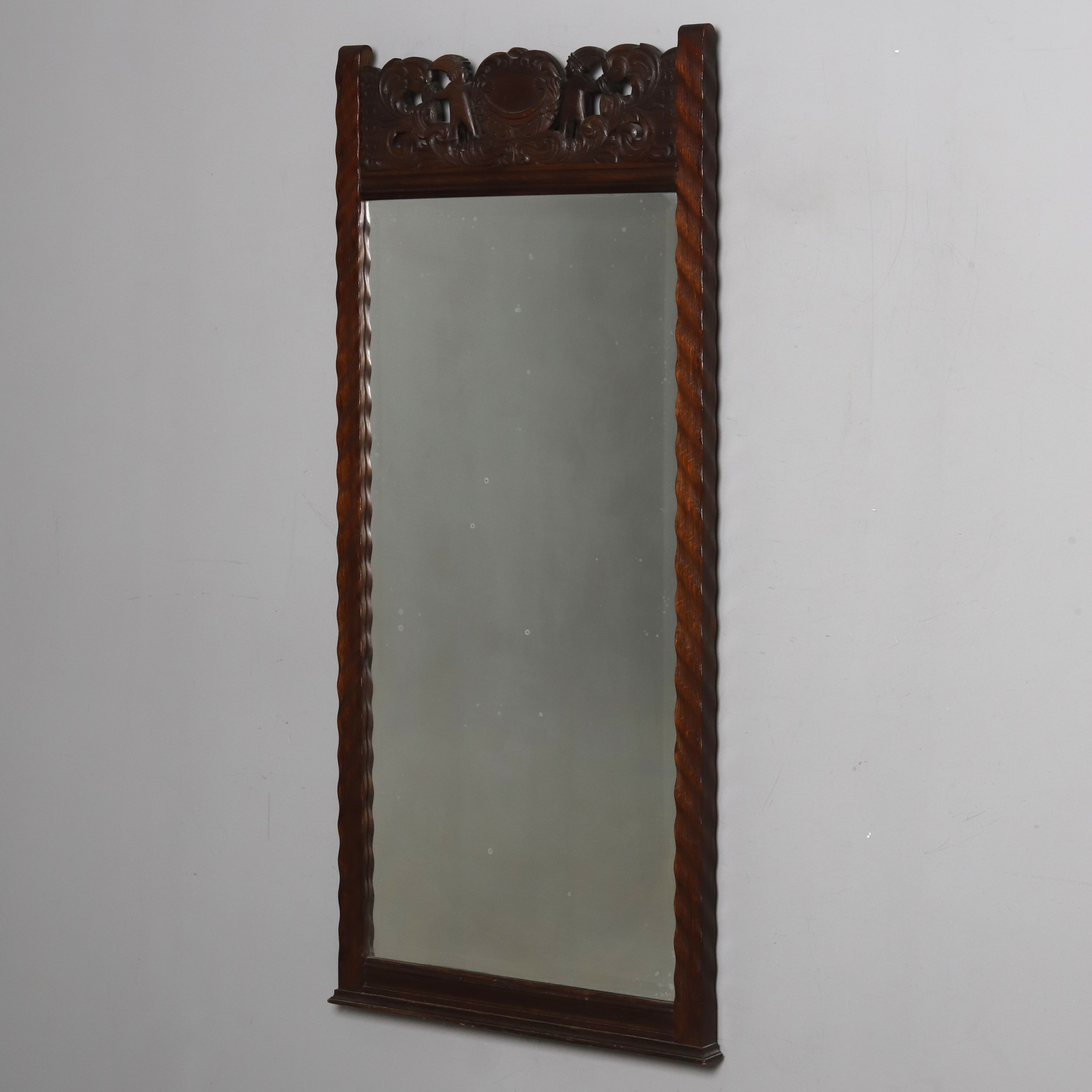 SPEGEL. Ek med skuren dekor och fasettslipat glas, 1900-talets första kvartal.