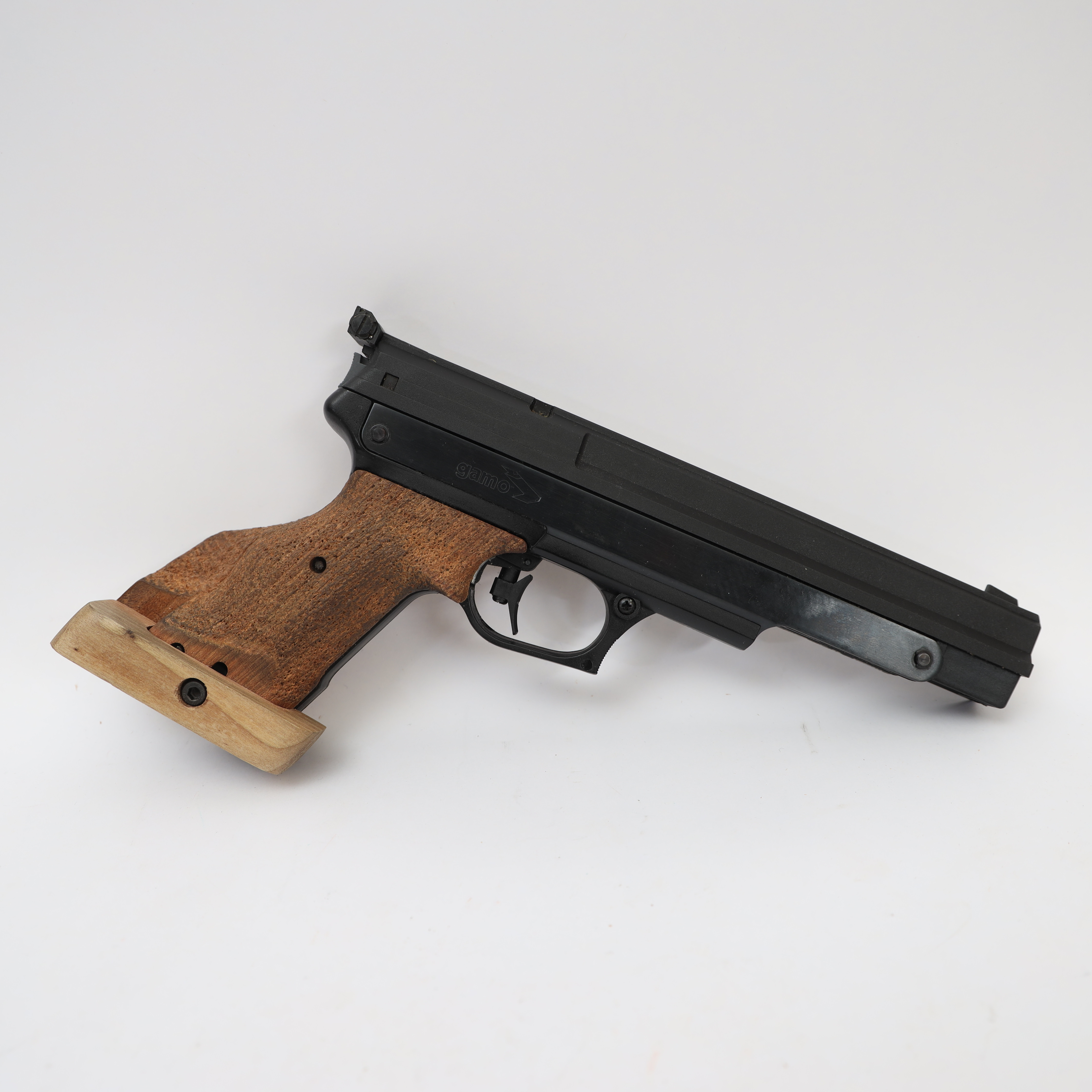 LUFTPISTOL, Gamo Compact. metall och trä.