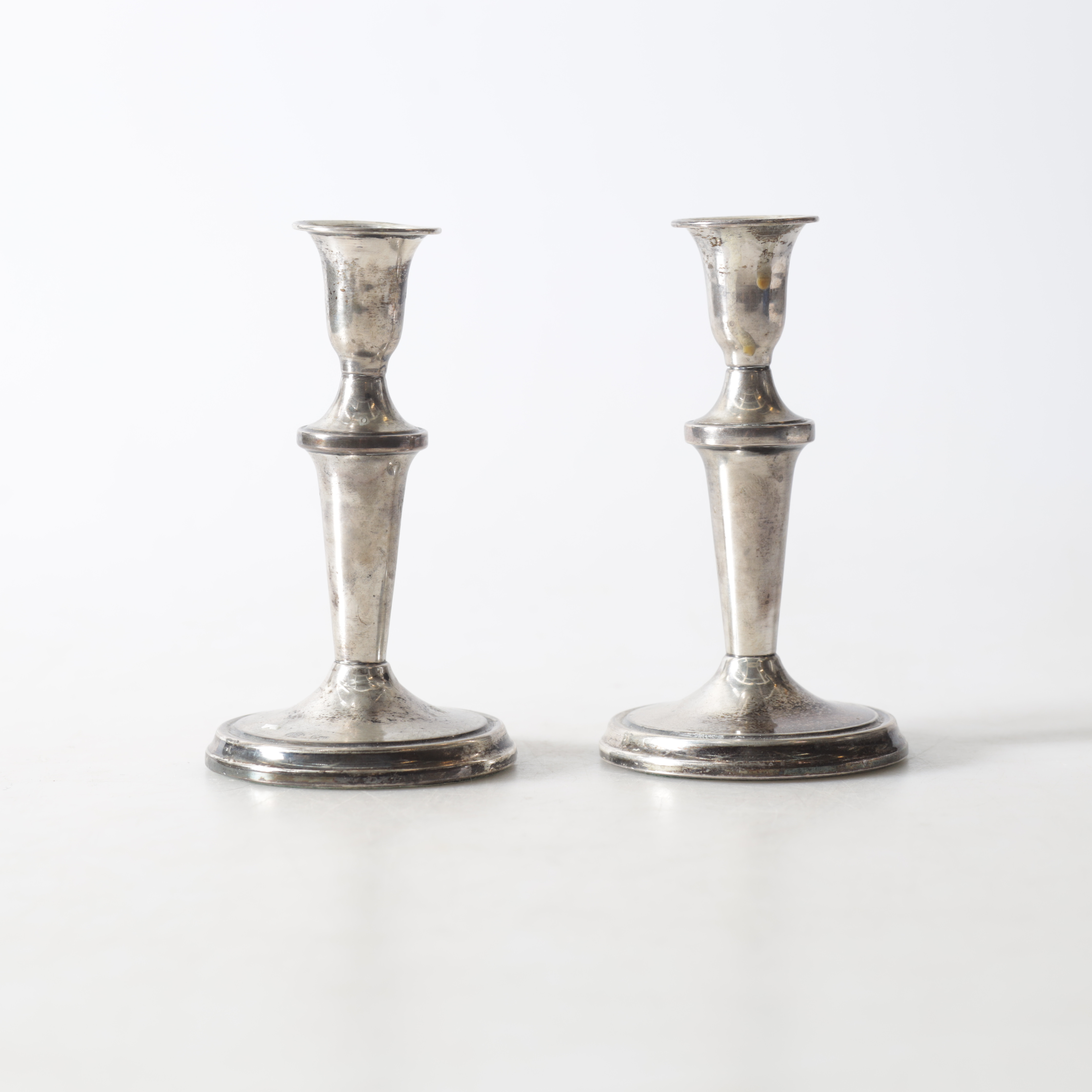 LJUSSTAKAR, 1 par, silver, 1900-tal.