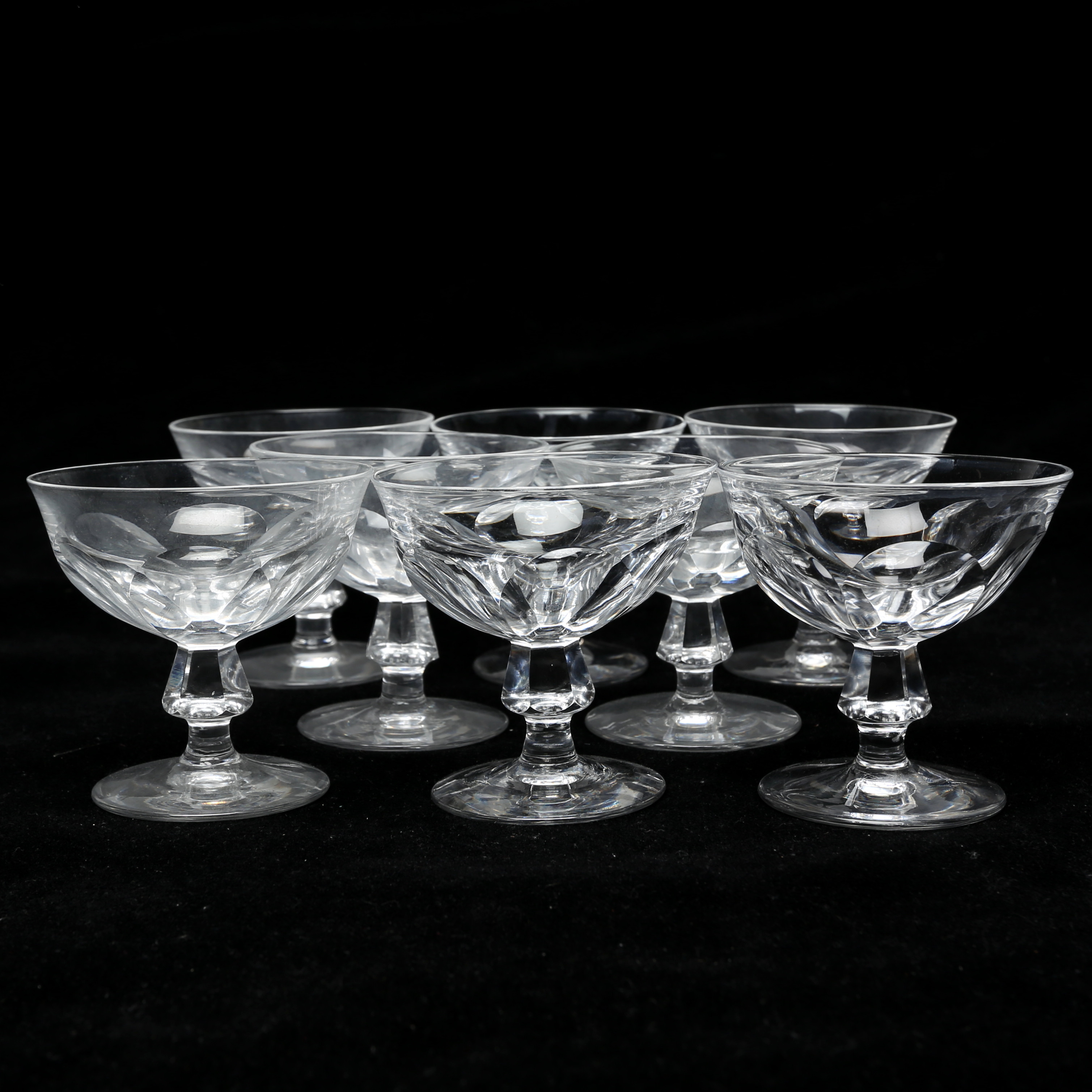 GLAS, 8 st, slipad dekor.