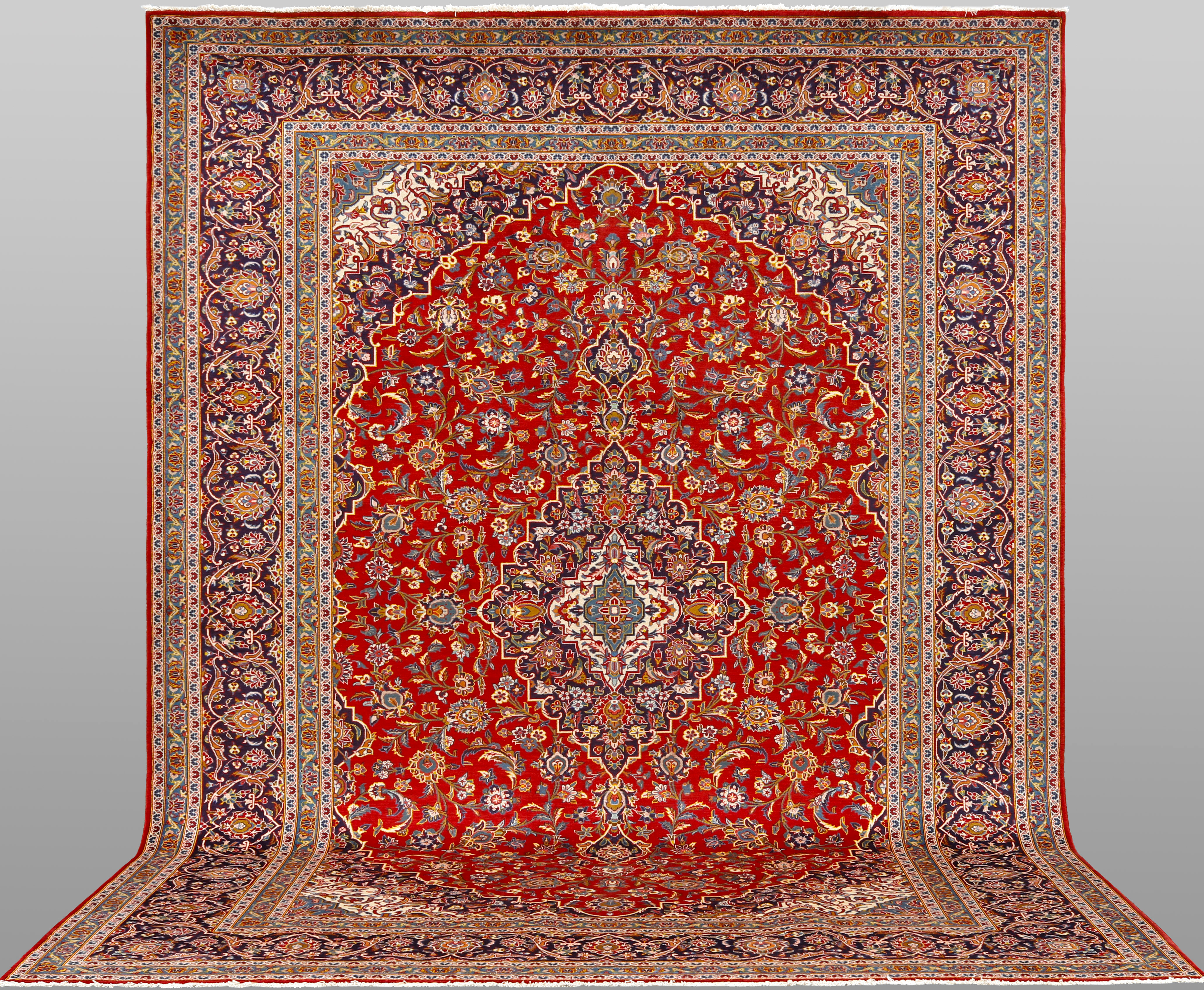MATTA. Keshan fine, 410 x 307 cm.