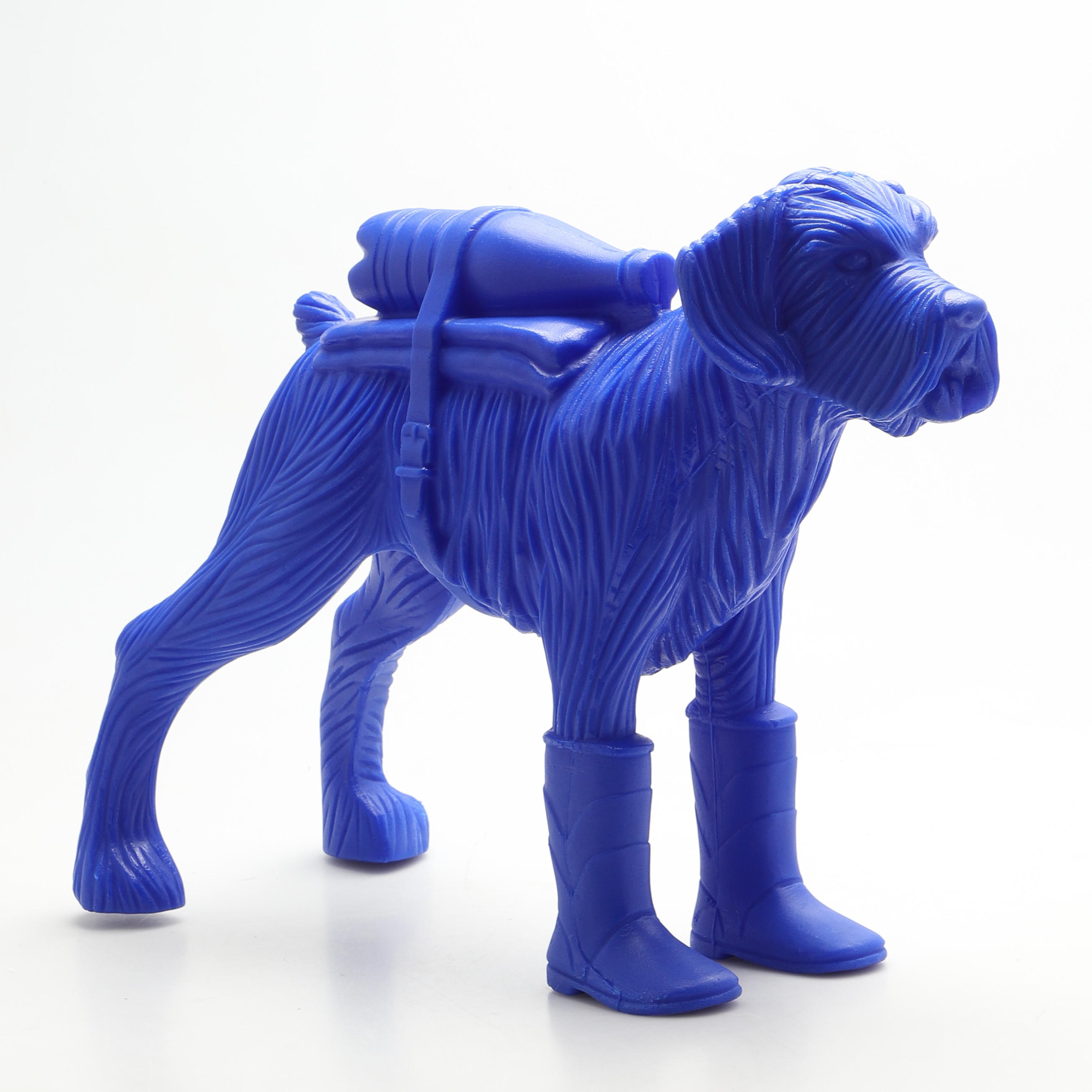 WILLIAM SWEETLOVE. "Cloned Schnauzer with water bottle", 2019, signerad och numrerad 55/200.