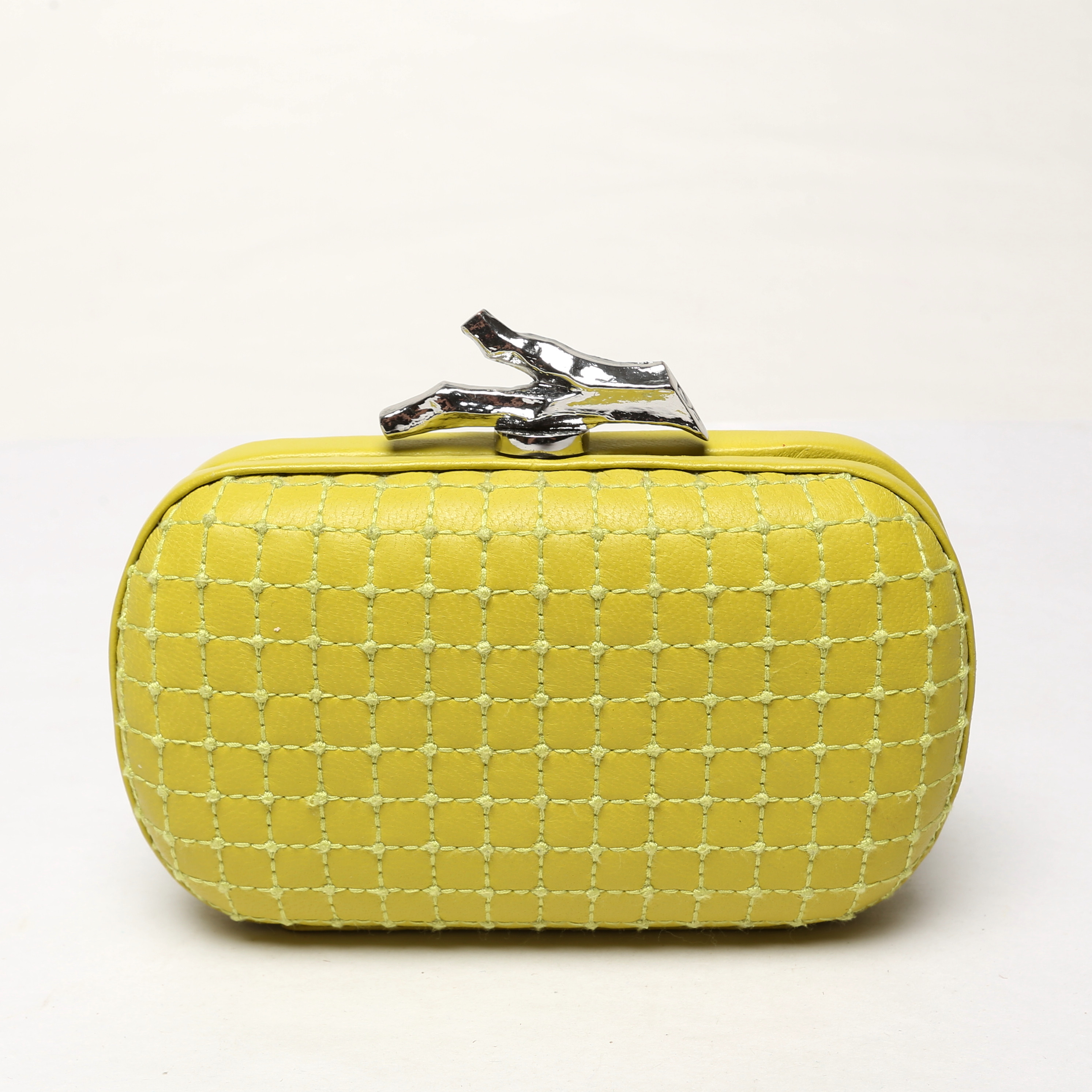 AFTONVÄSKA, Design Diane von Furstenberg.