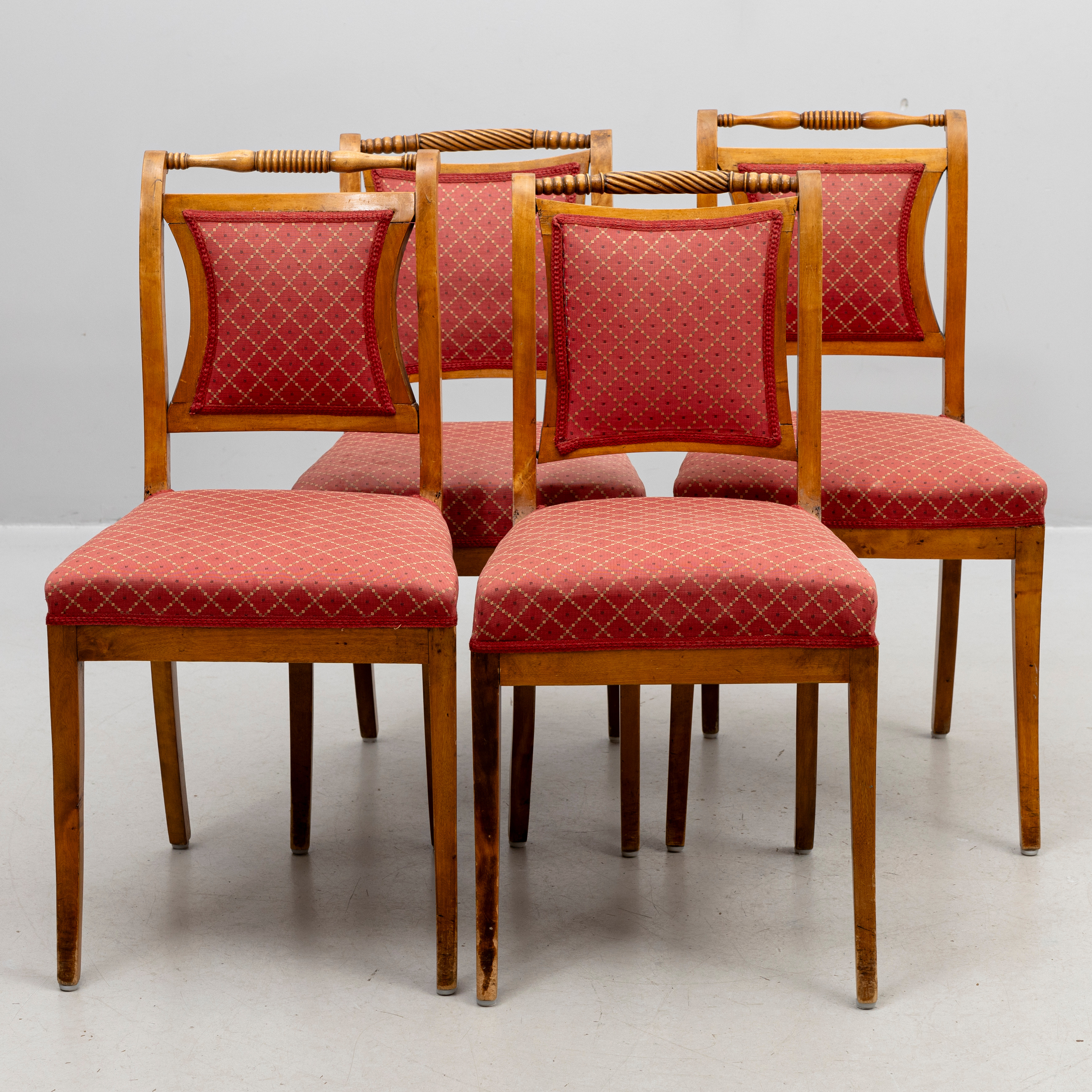 STOLAR, 4 st, senempire, s.k. trafalgarstolar, 1800-talets mitt, en med märkning från Bäckaskogs slott, Skåne.