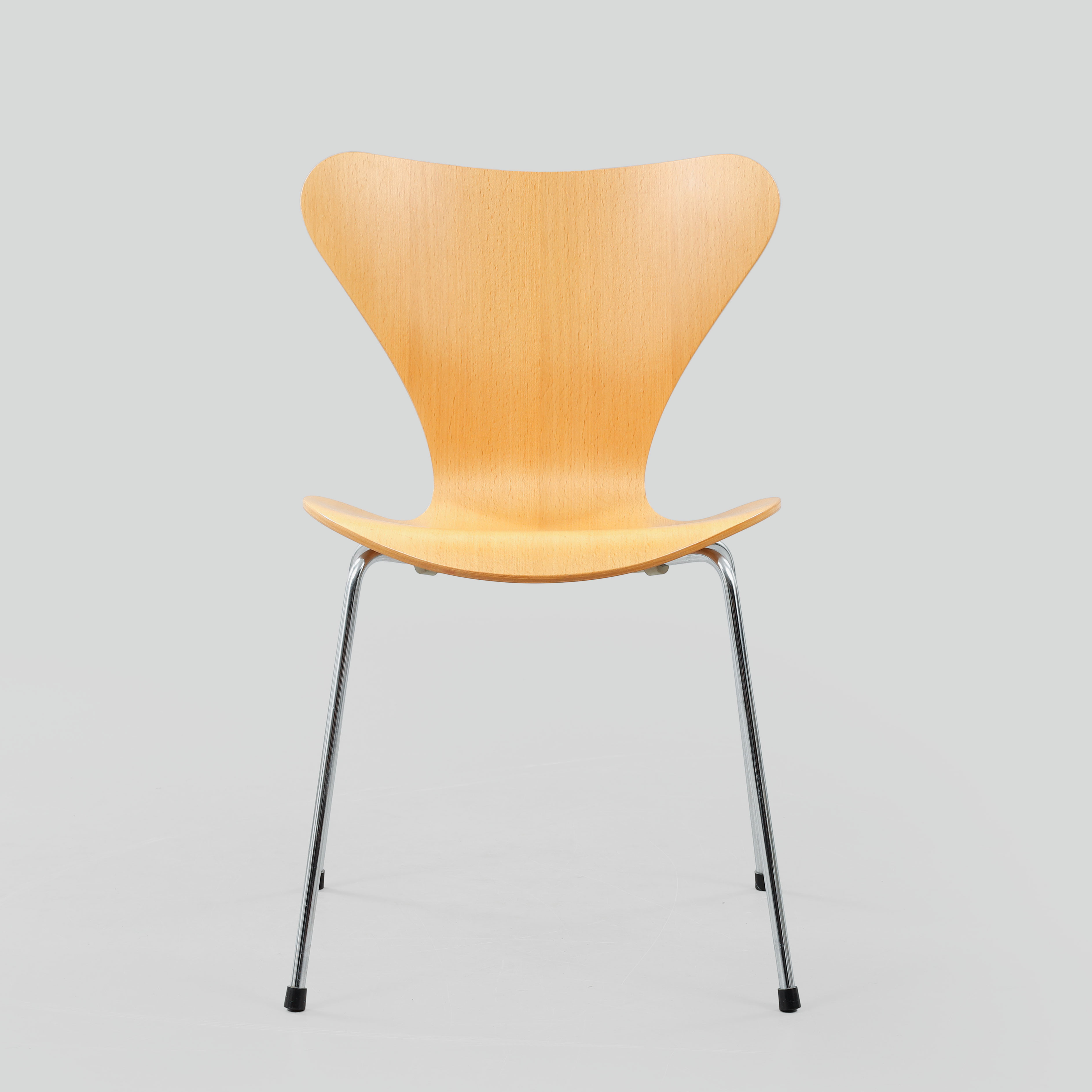 ARNE JACOBSEN. Stol, "Sjuan", Fritz Hansen.