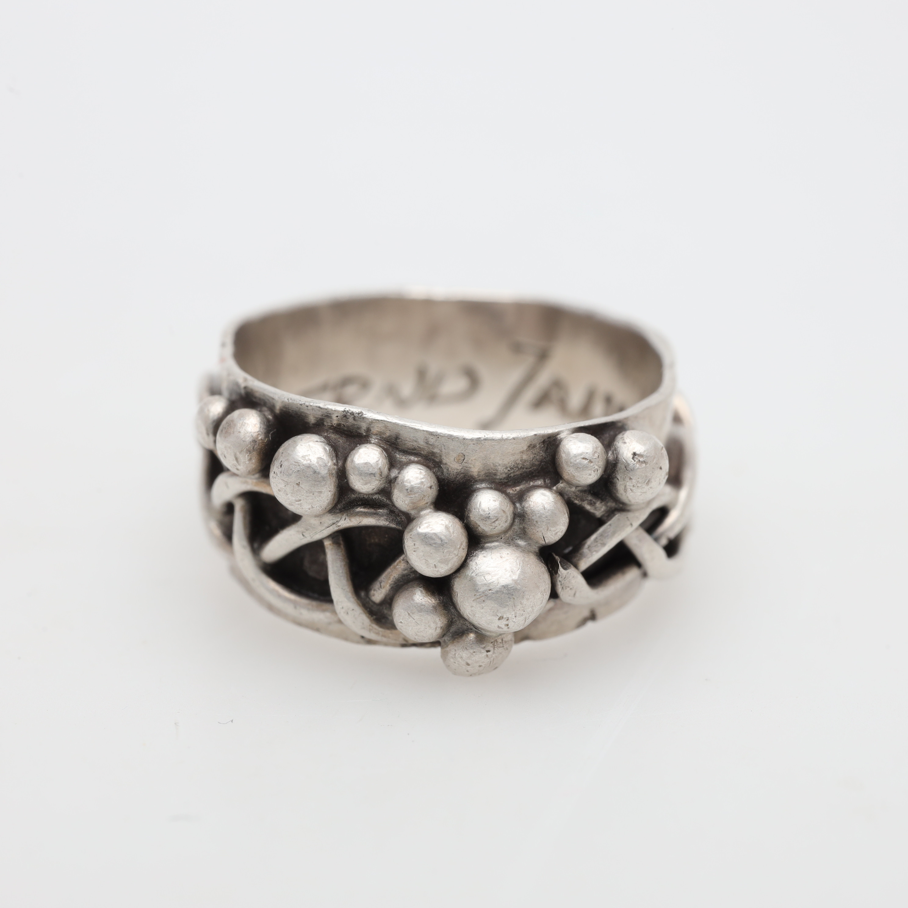 BERND JANUSCH. RING, silver, vikt ca 7,8 gram.