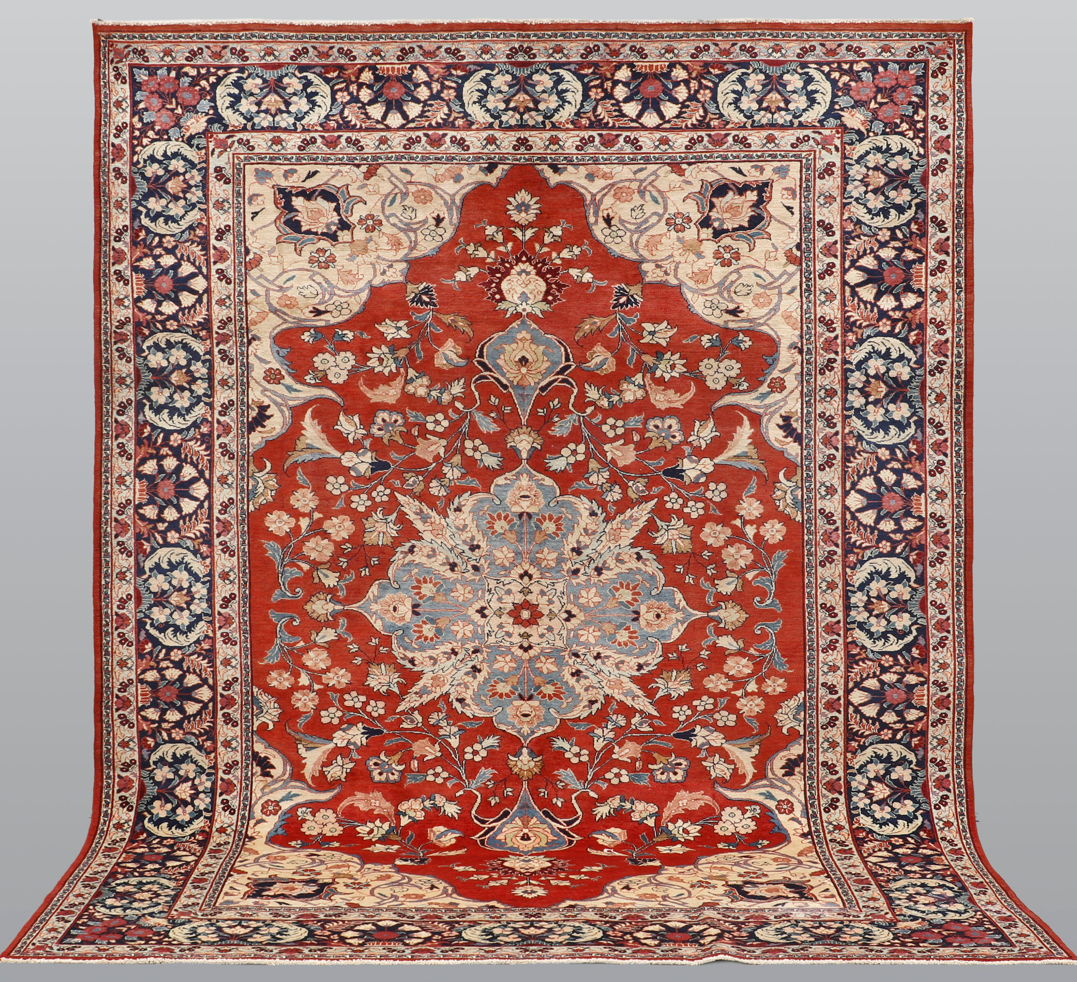 MATTA. Saruk extra fine, 300 x 193 cm.