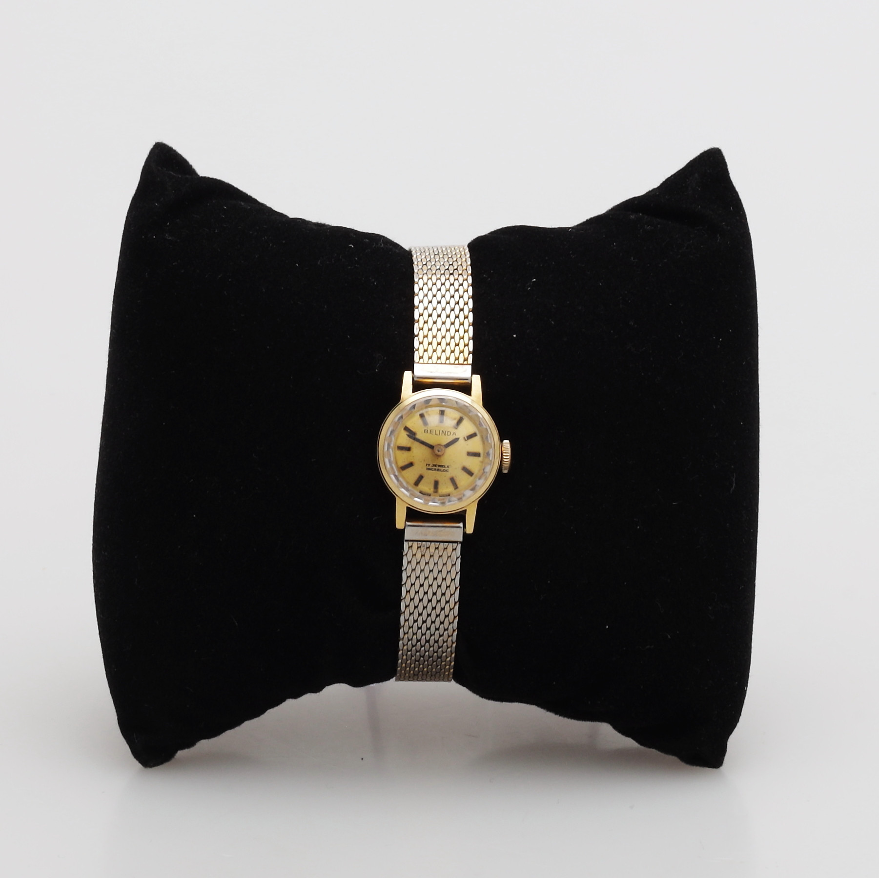 ARMBANDSUR, guld 18K, totalvikt 18 gram.