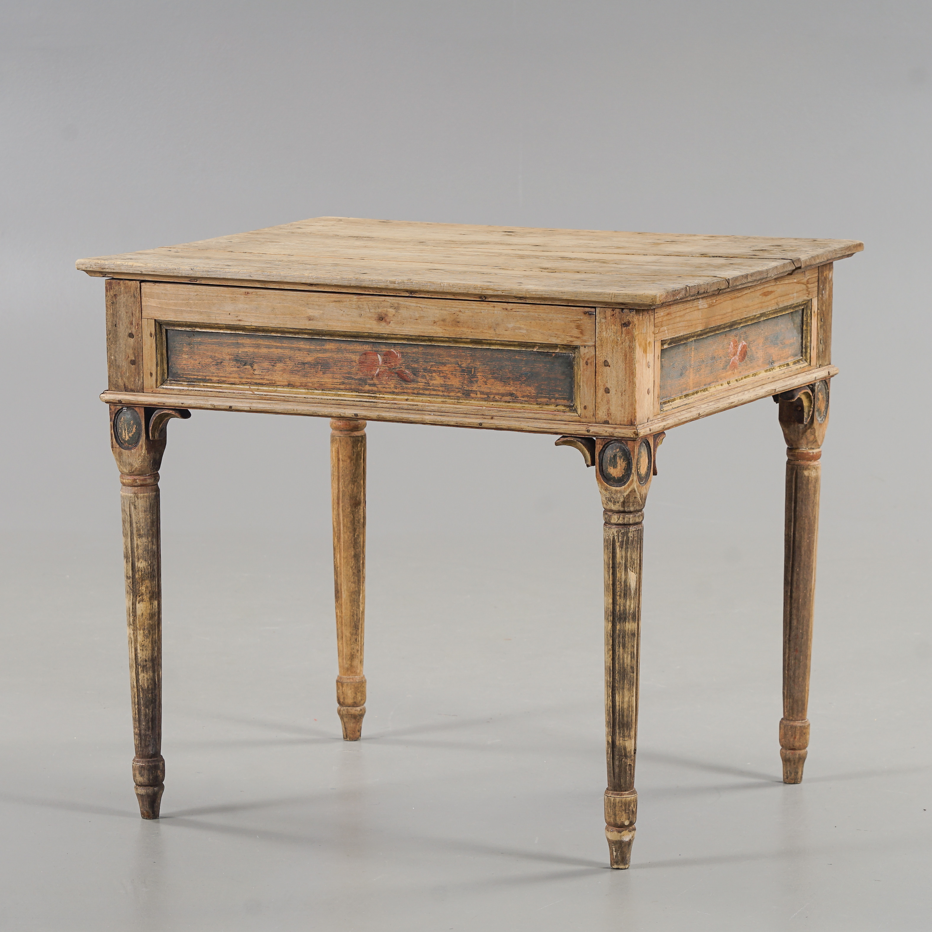 BORD Gustaviansk stil, 1800-tal.