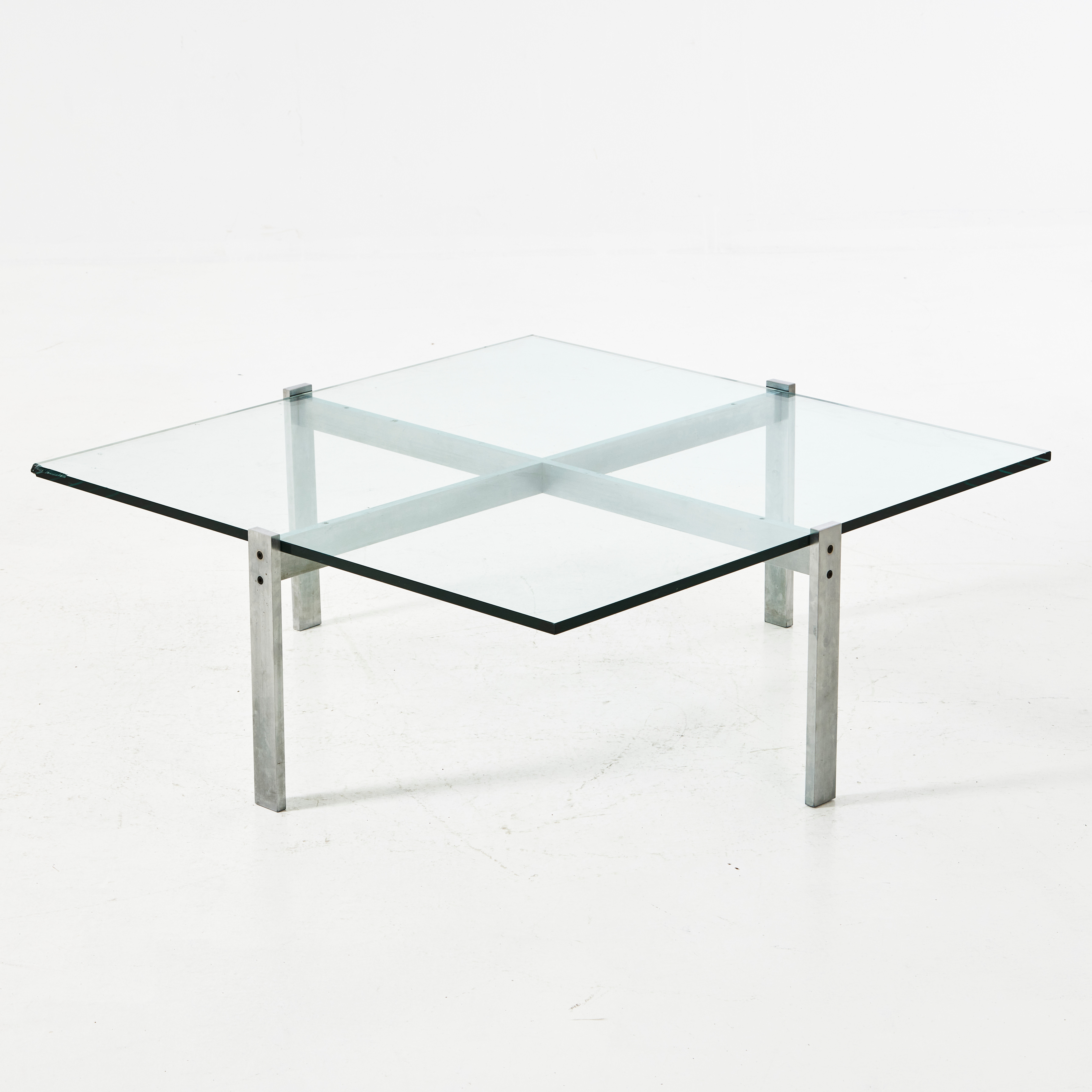 POUL KJÆRHOLM. Soffbord, PK65, Fritz Hansen, etikettmärkt, 1985.