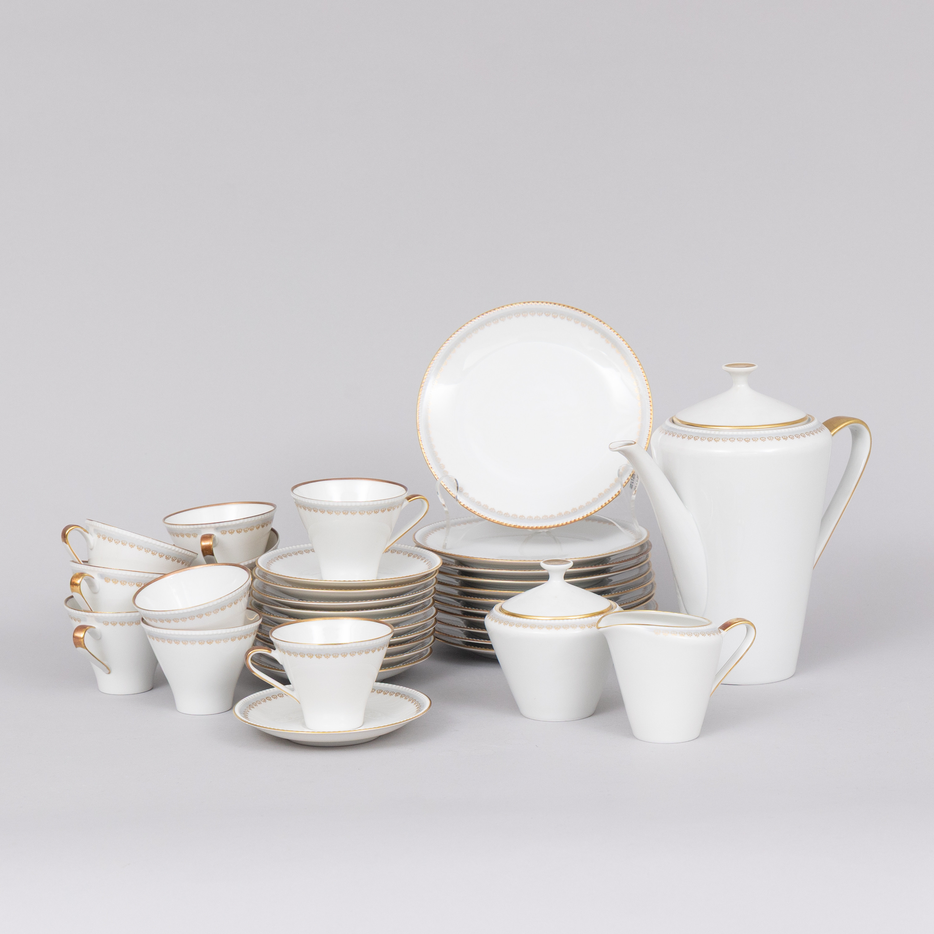 KAFFESERVISDELAR, 35 delar, porslin, Hackefors.