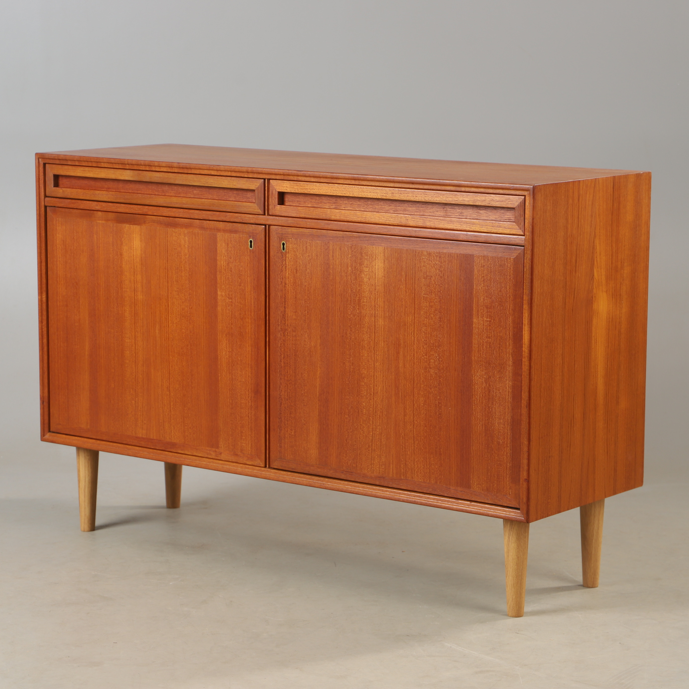 SIDEBOARD, teak och ek, 1900-talets mitt.