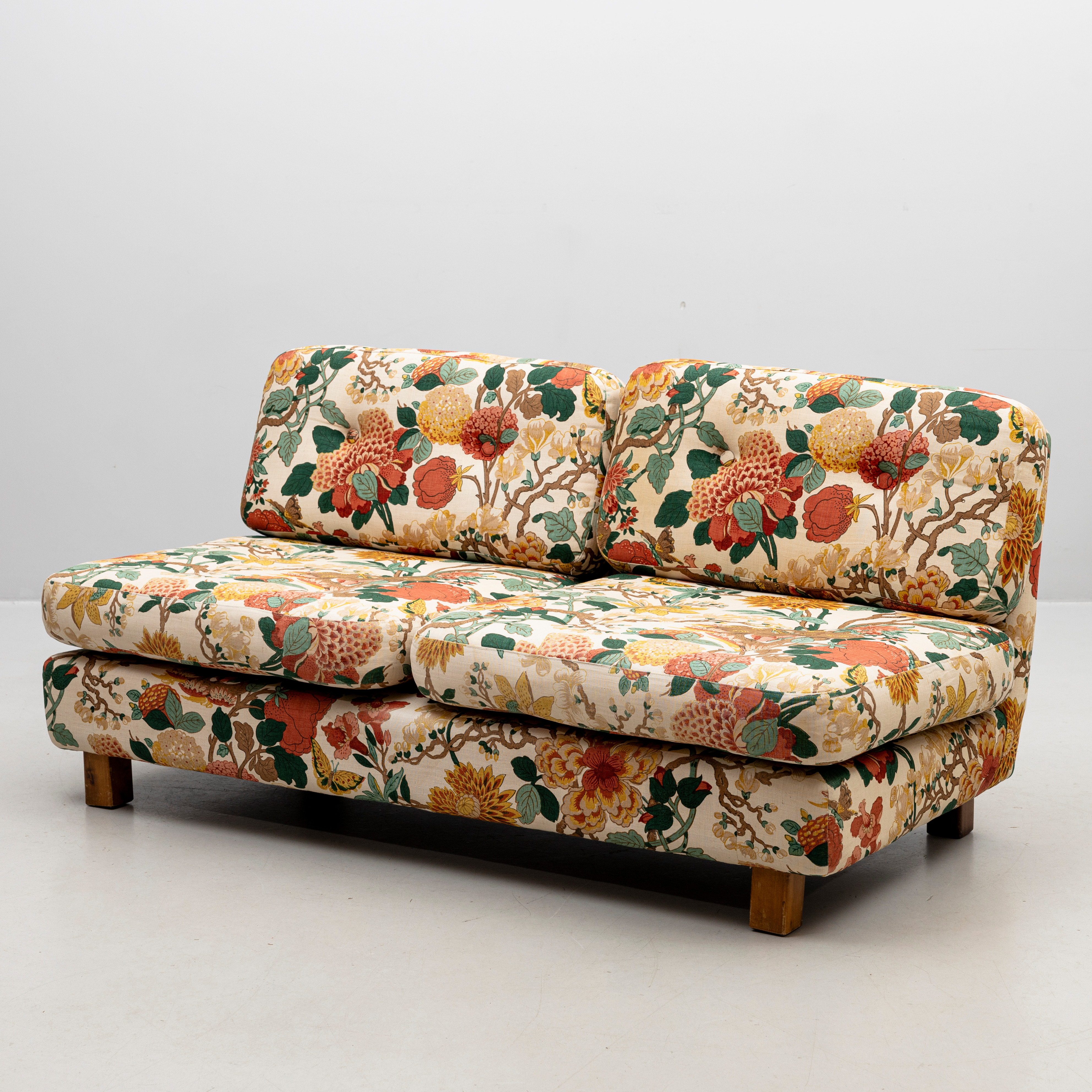 SOFFA, 2-sits, textil "Magnolia", GP & J Baker.