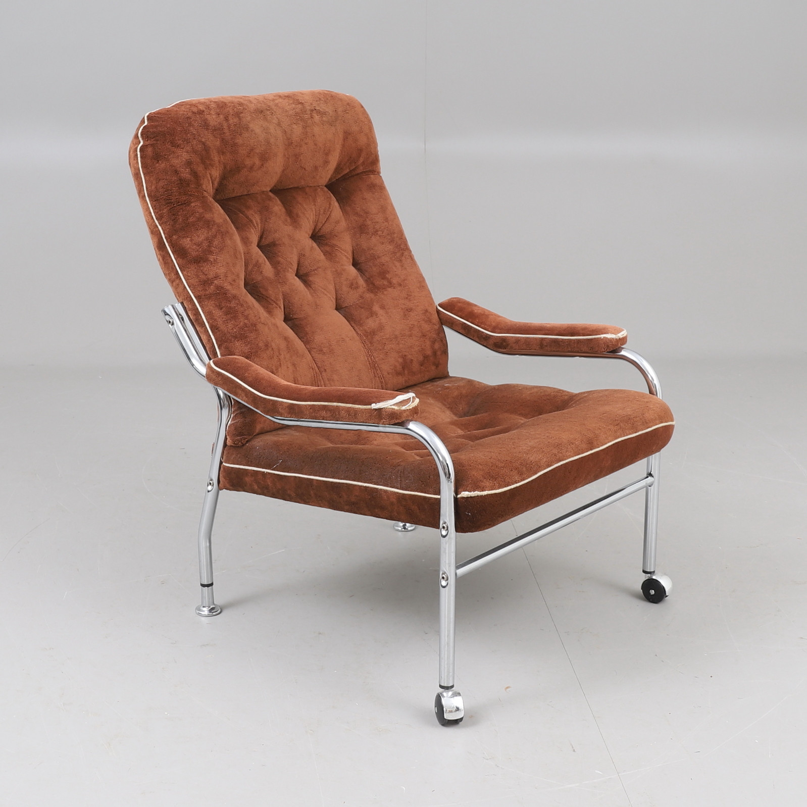 Fåtölj, kromad metall, 1970-tal.