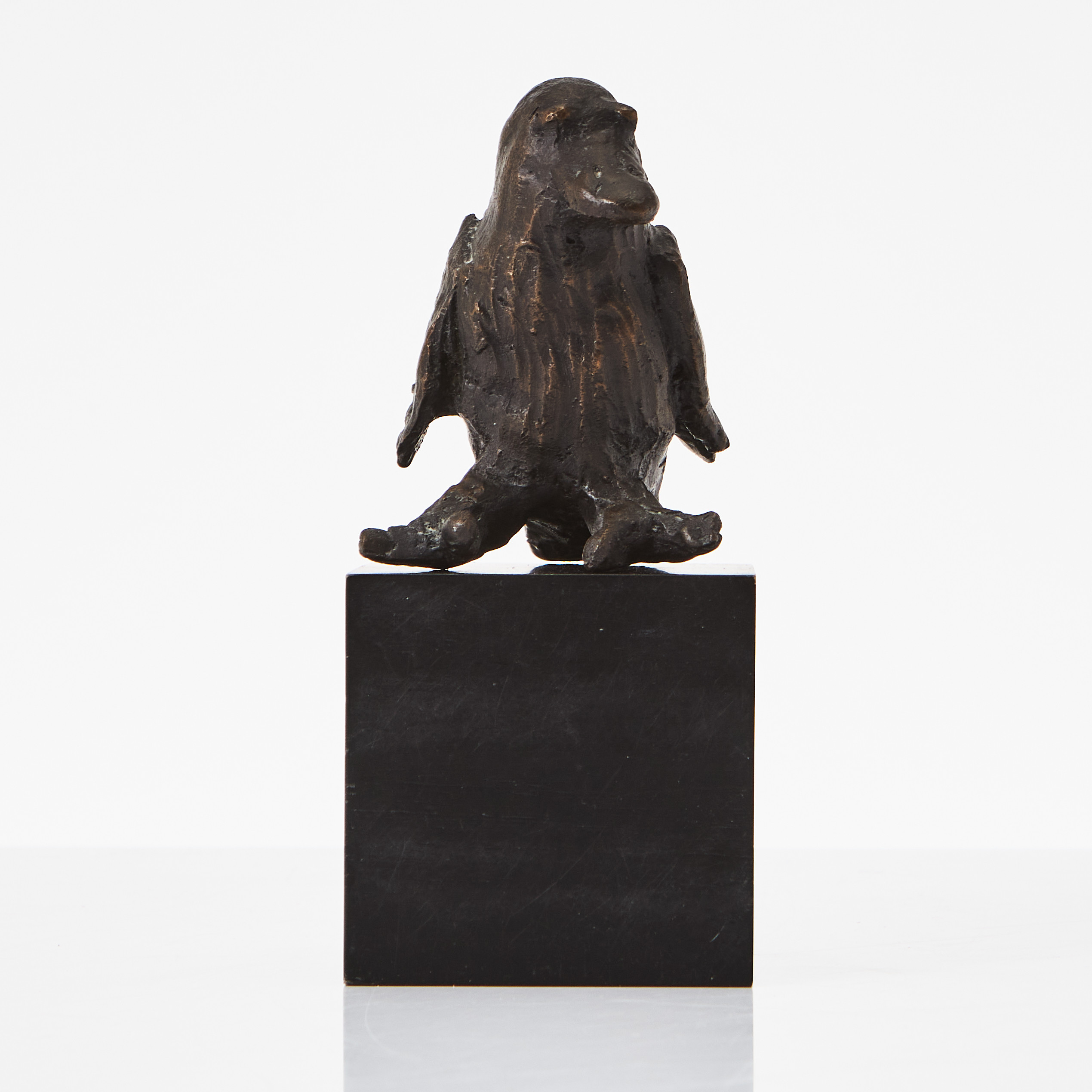 SUZANNE NESSIM. Skulptur, "Small Bird", brons, signerad, gjutarmärkt.
