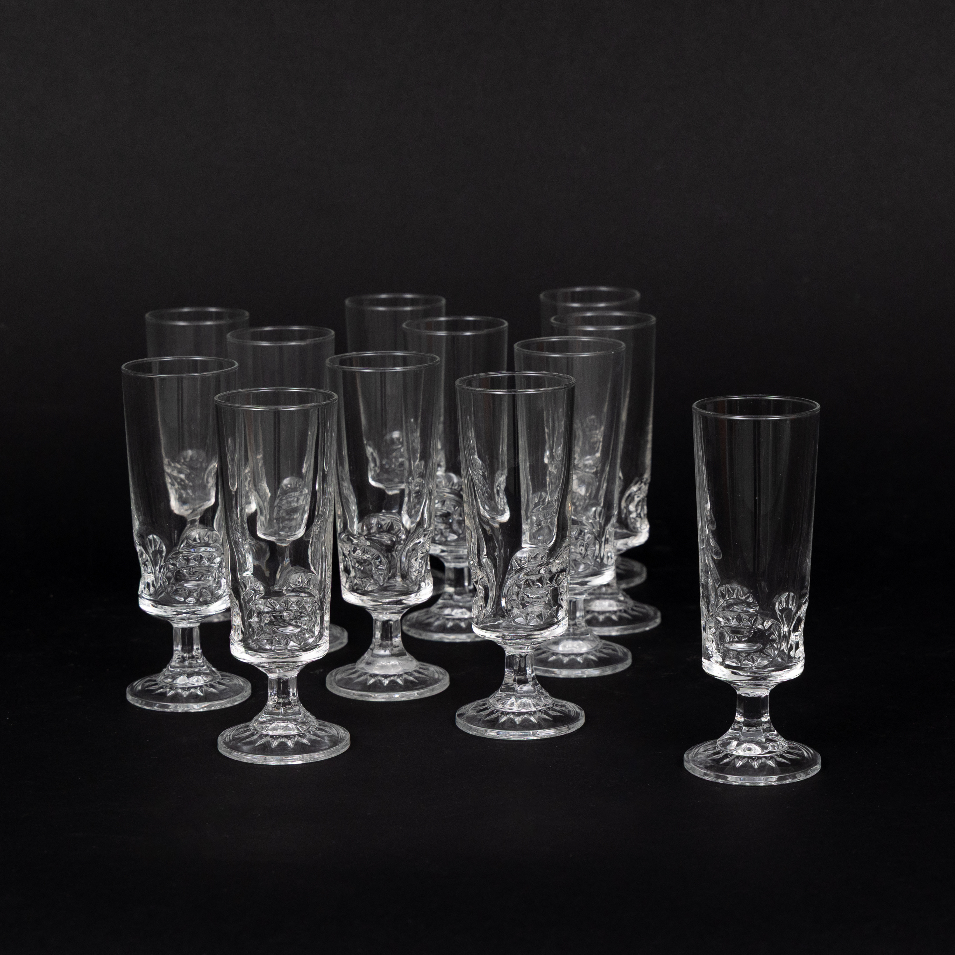 CHAMPAGNEGLAS, 12 st, av nyare datum.
