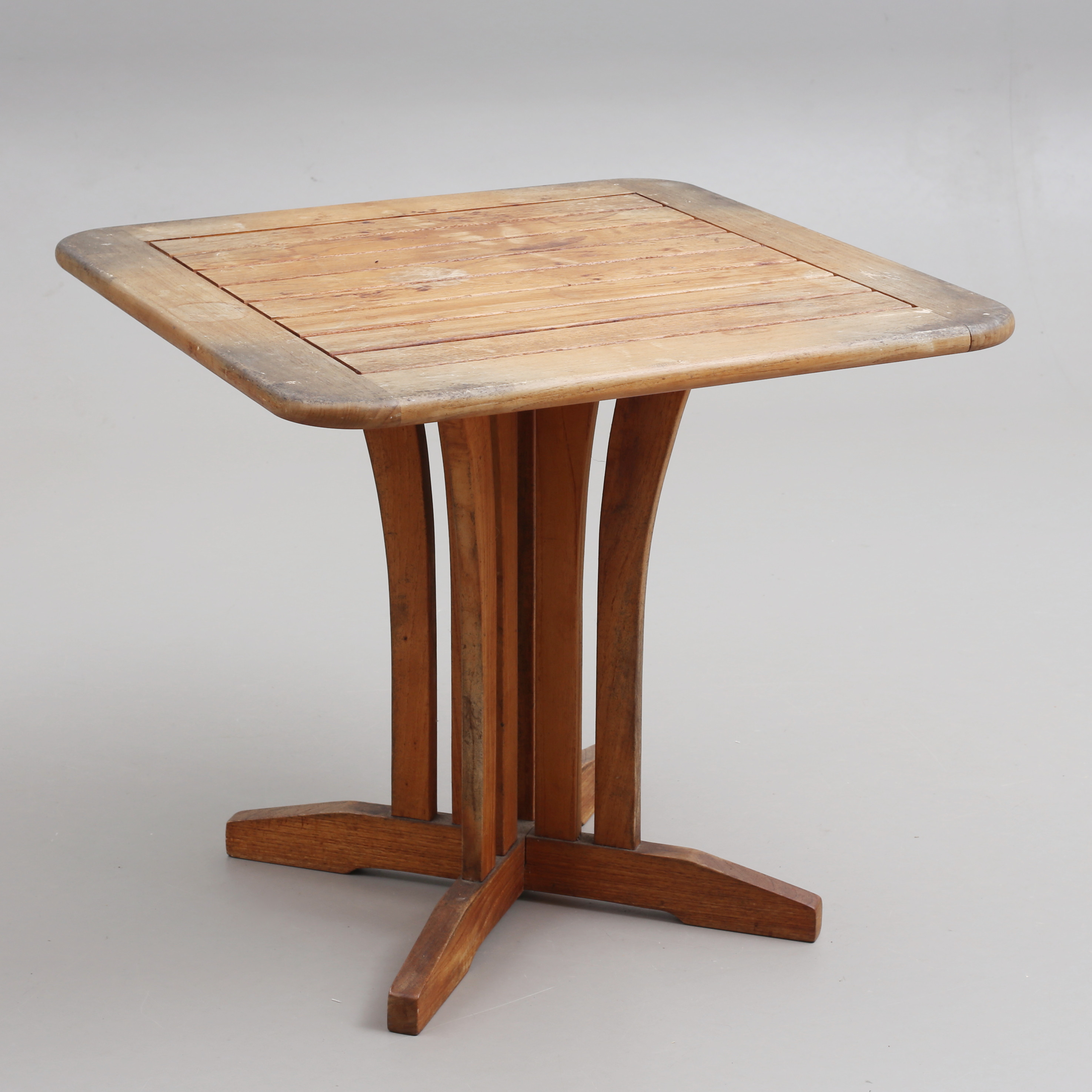 TRÄDGÅRDSBORD, trä, "Pacific Nostalgic", Harbo.
