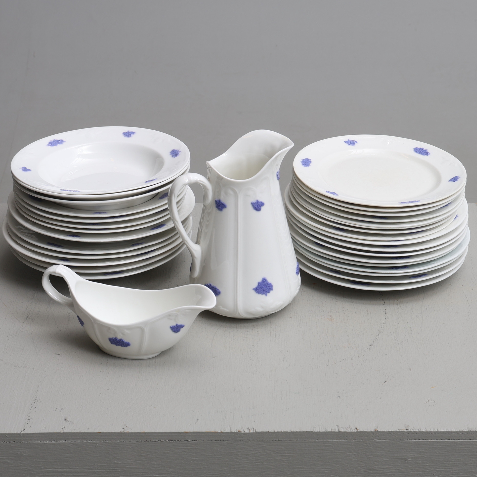 SERVISDELAR, 32 delar, "Blå Blom", porslin, Gustavsberg.