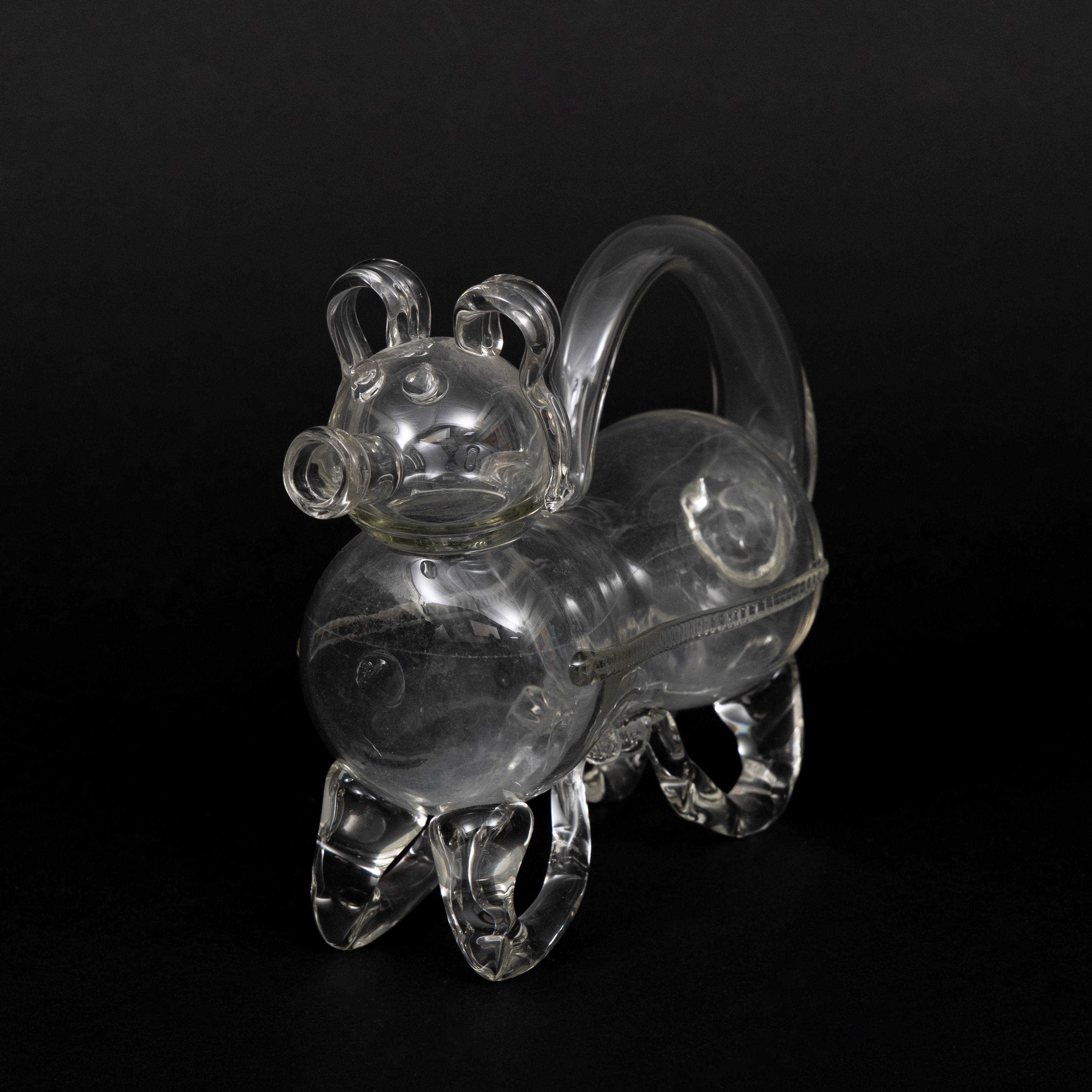 FYLLEHUND, glas, Sverige 1900-talets första hälft.