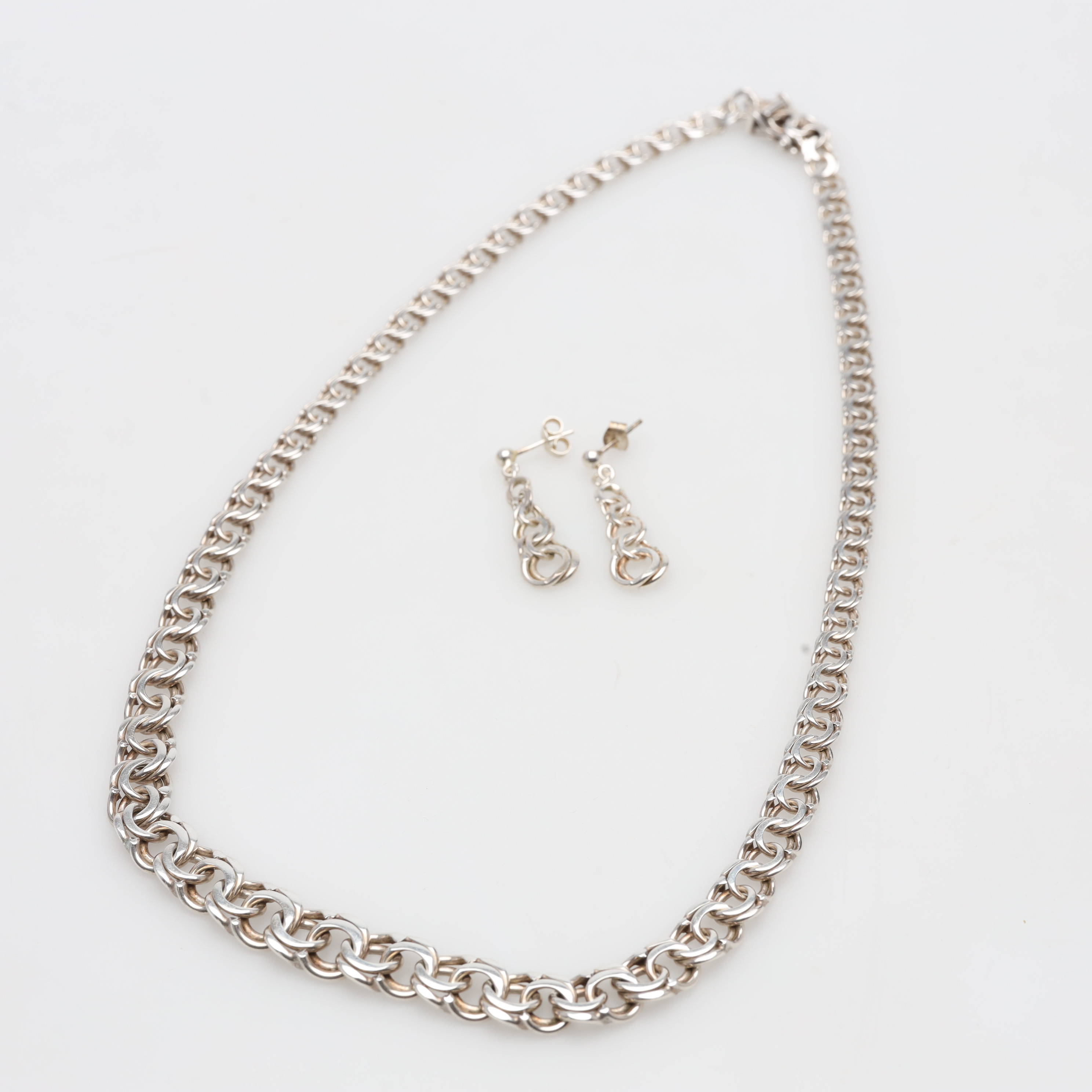 COLLIER samt ÖRHÄNGEN 3 delar, silver, Bismarck, vikt ca 26,5 gram.
